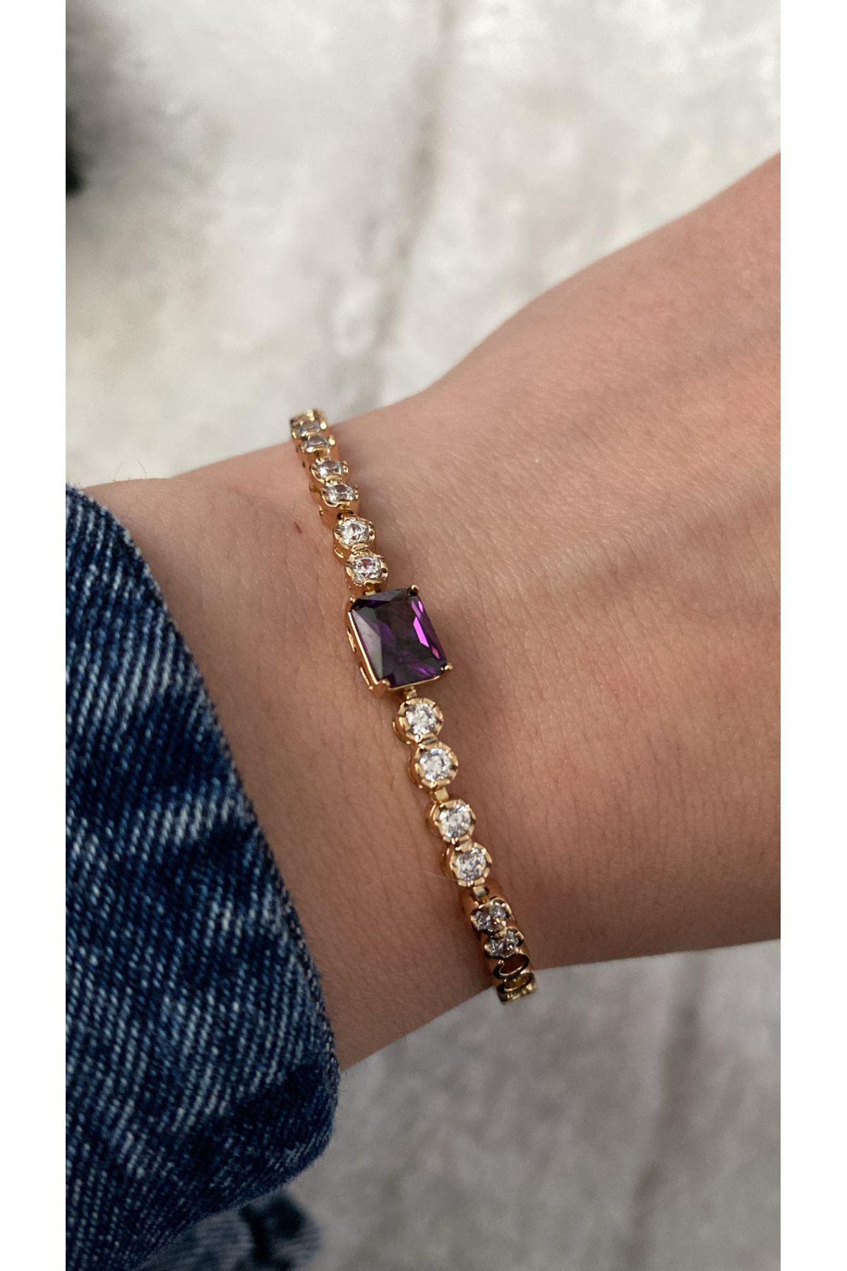 Butik Gold rengi mor taşlı çelik bileklik