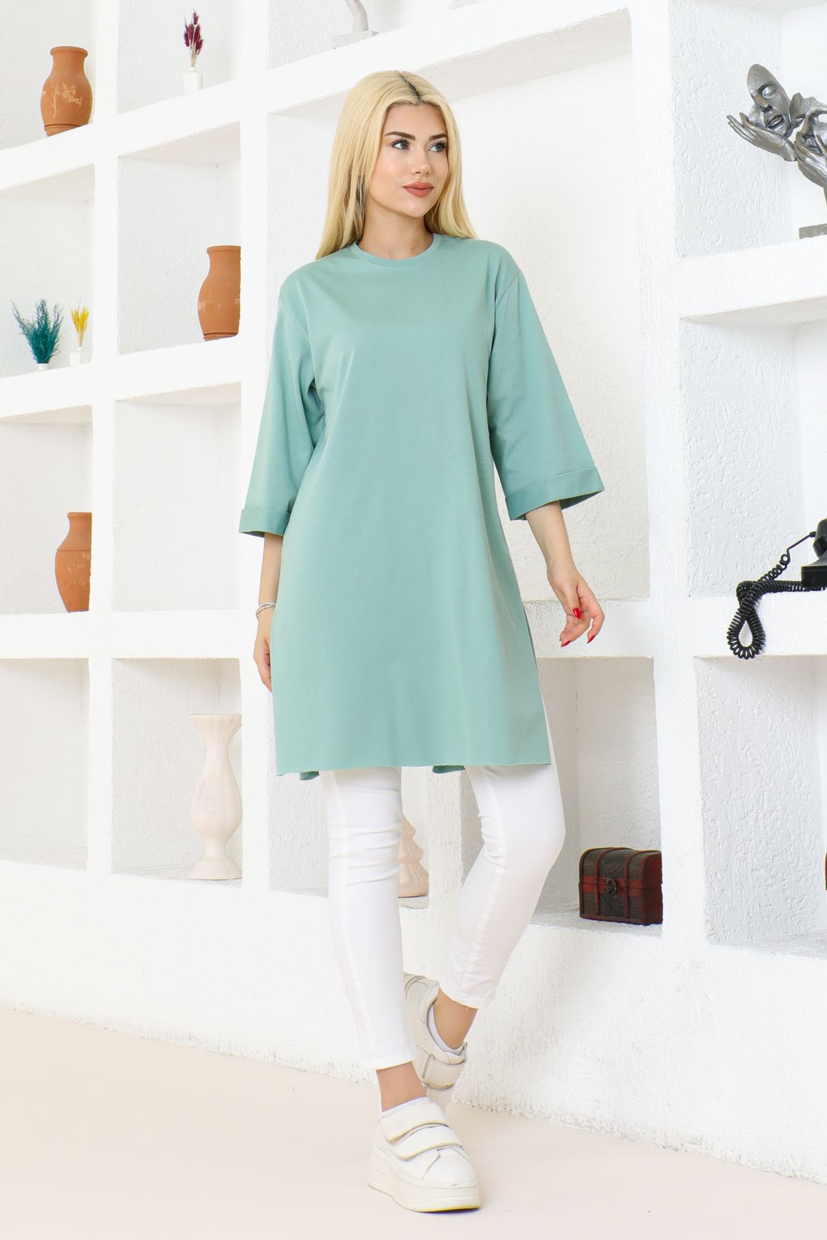 nacar çarşı Kadın Mint Yeşili Oversize Tunik Tişört – Yarım Kollu, Yuvarlak Yaka, Rahat Kesim
