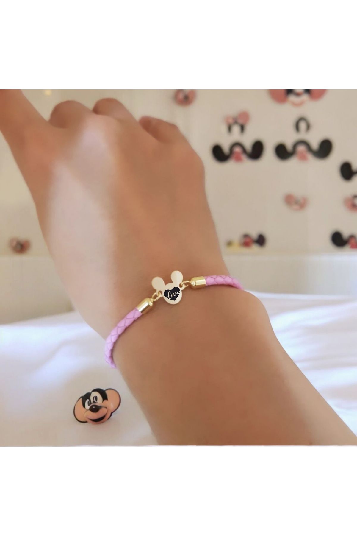 ARCHINO GOLD 14 Ayar Altın Plakalı Bayanlara Özel Mickey Mouse'lu Doğal Derili Aşk Bilekliği-445sembol-pembe