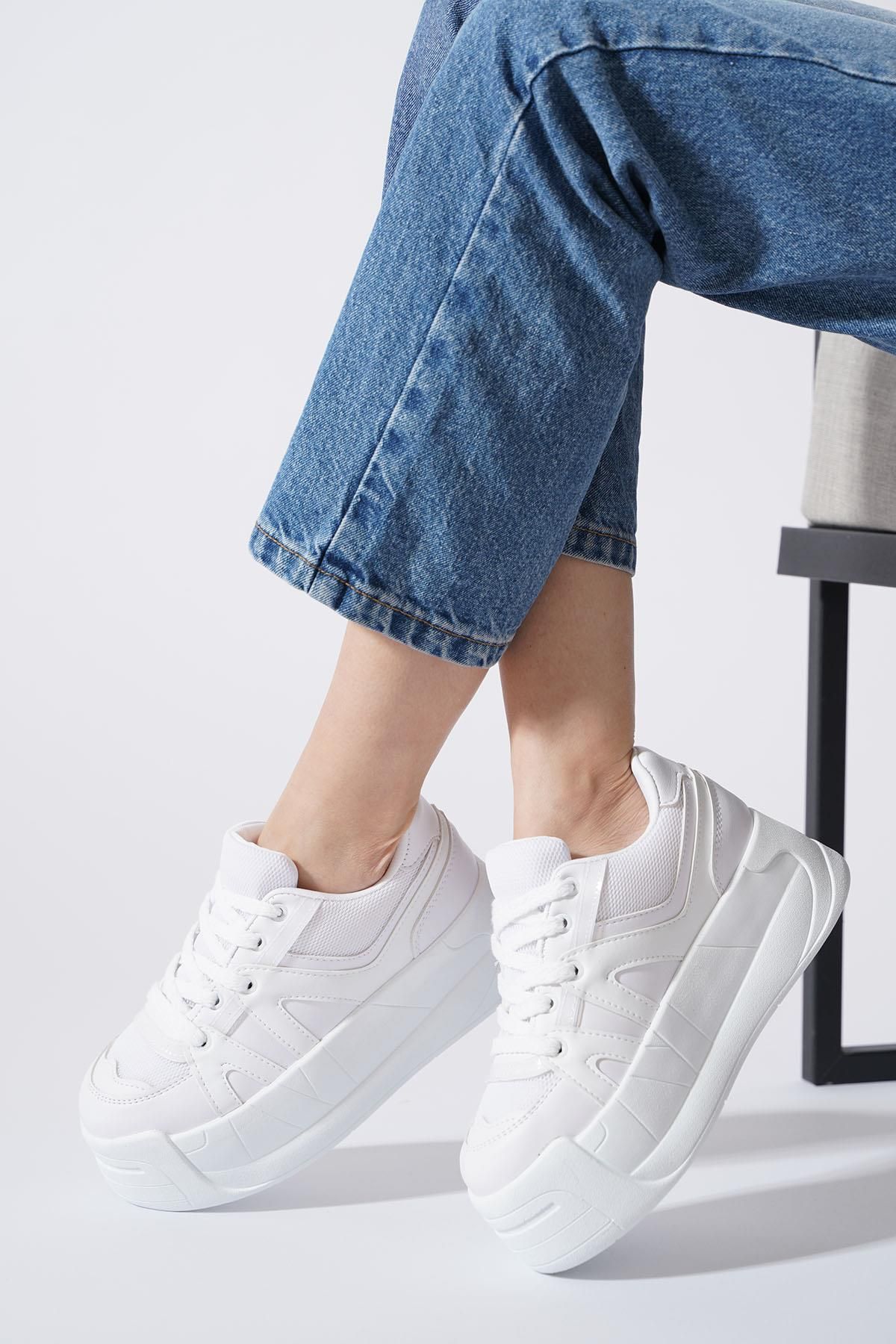Moda Pie Veges Çift Renk Kalın Taban Kadın Spor Ayakkabı Beyaz Cilt