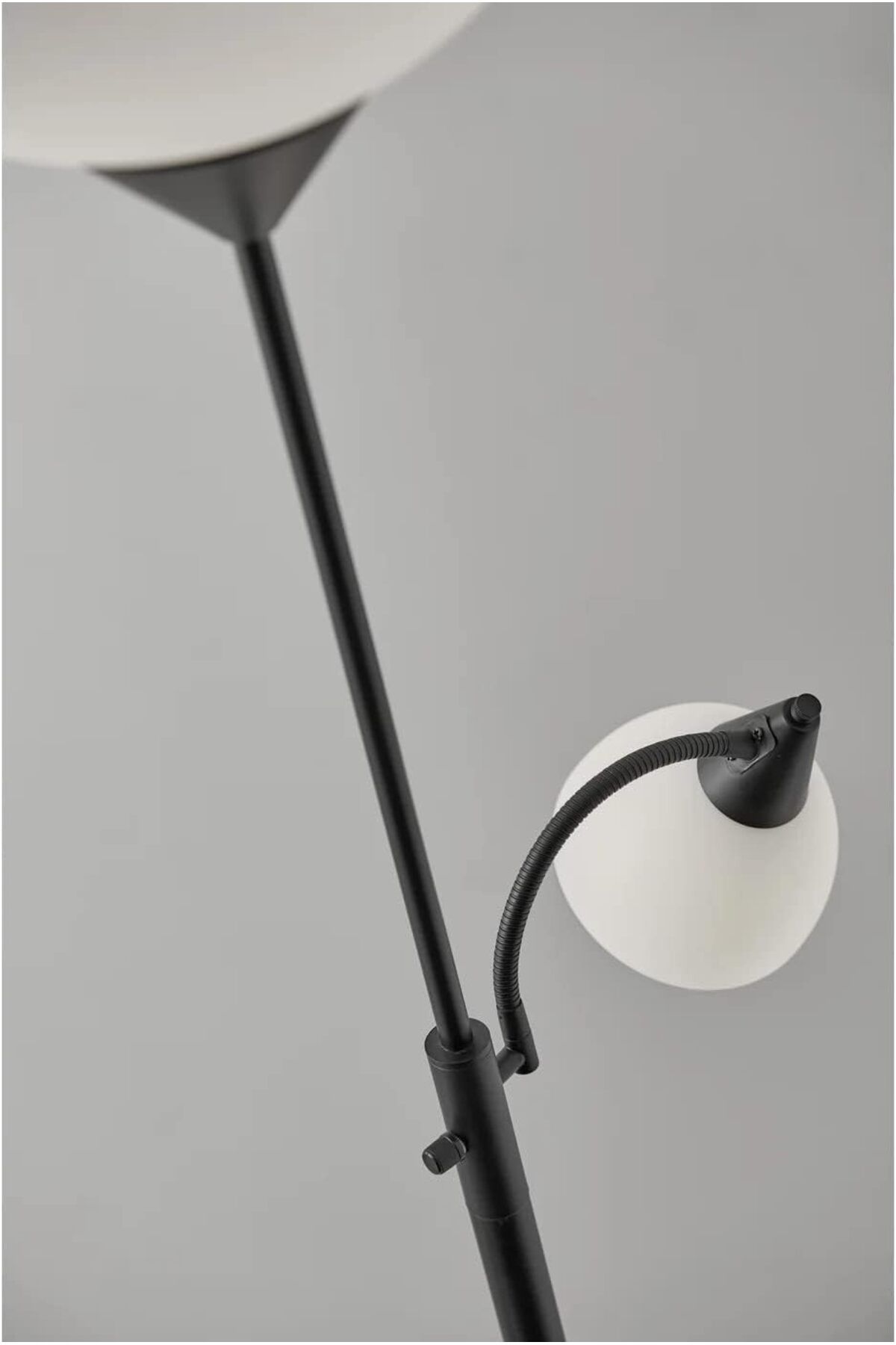 COOYA-LED floor lamp, matchstick shape,Nordic style,stylish and simple, suitable for interior decoration 3