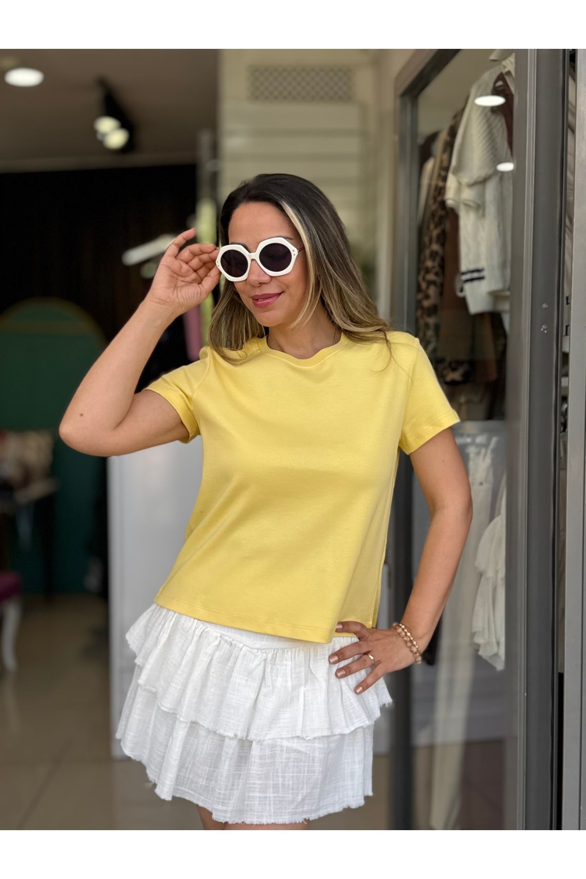 Dilvin Bisiklet Yaka Dikişli Sarı Tshirt
