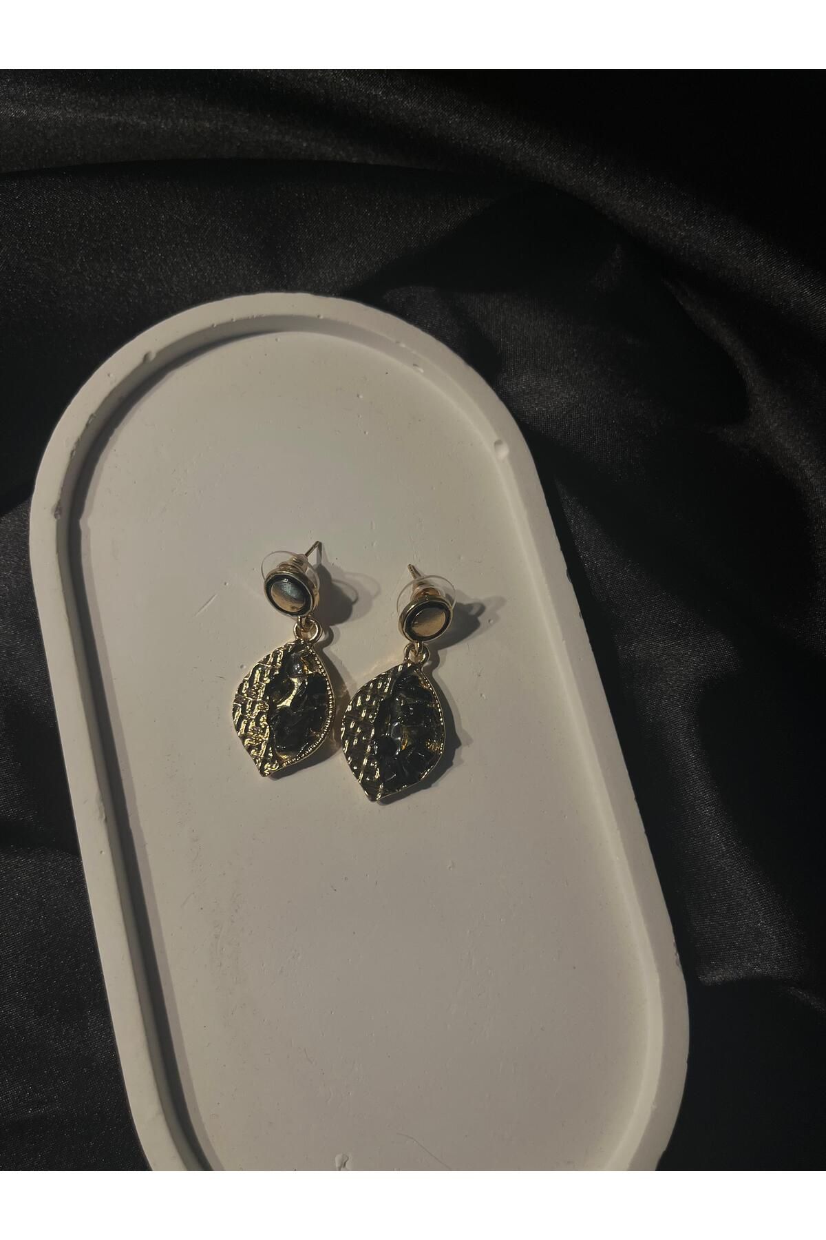 FT Tasarım ÖZEL TASARIM SİYAH DOĞAL TAŞLI ÇELİK GOLD KÜPE