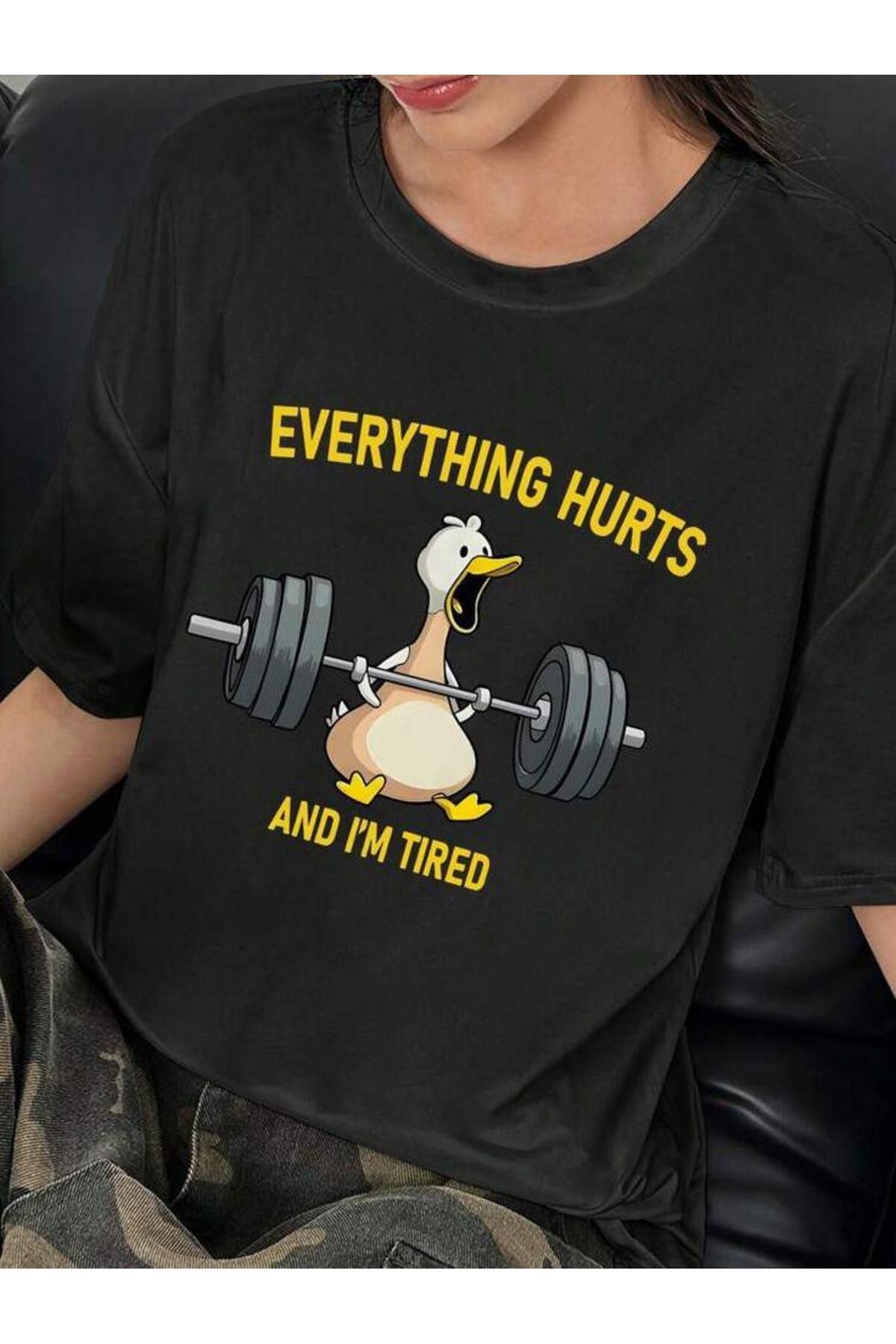 SEDA IŞIKLAR UNİSEX KADIN-ERKEK EVERYTHING HURTS BASKILI OVERSİZE T-SHİRT