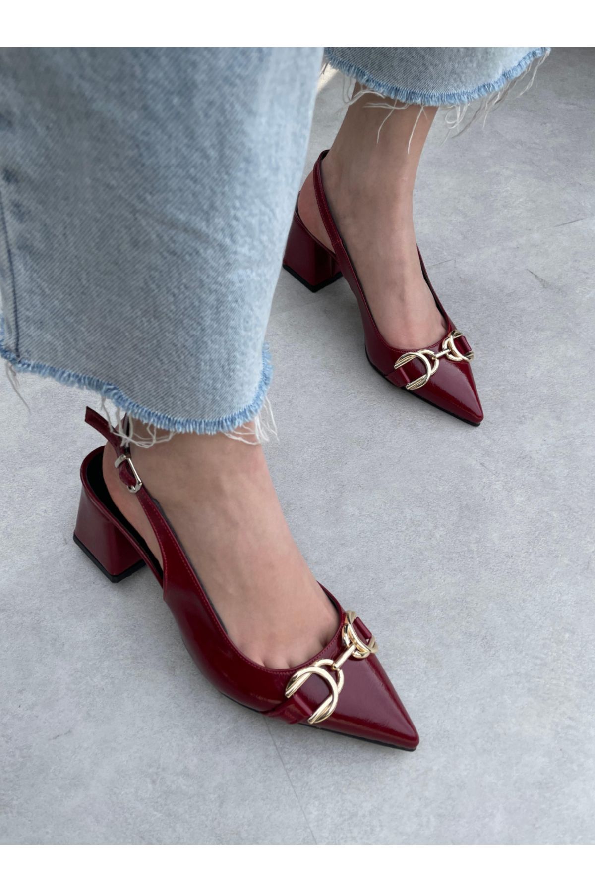 İZCE MODA Kadın topuklu bilekten bağlayan bordo rugan