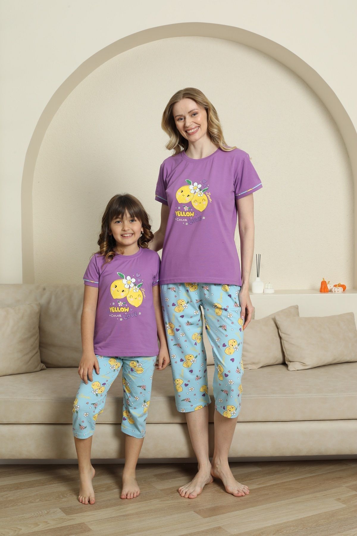 KAPİTEX Anne Kız Kısa Kollu Bisiklet Yaka Baskılı Limonlu Mor Pijama Takımı