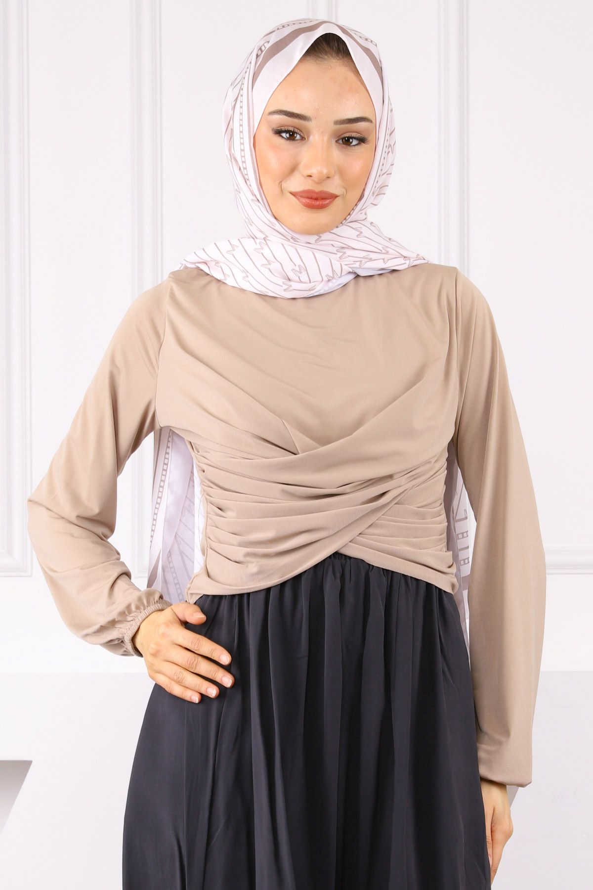 İmajButik Vizon Çapraz Drape Detaylı Sandy Bluz