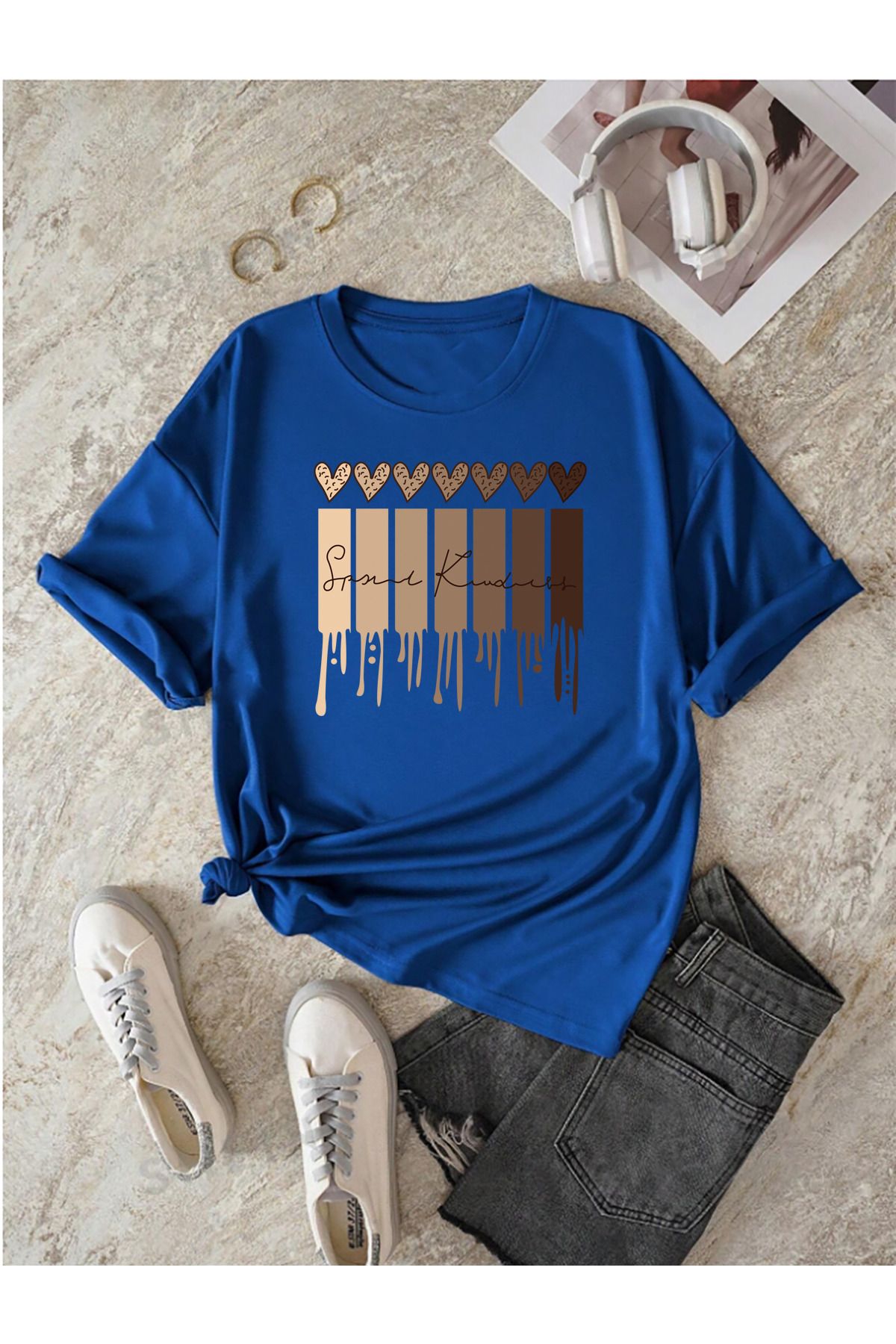 qavnas Unisex Leopar Desenli Kalp Baskılı Rahat Kesim Sax-Mavi T-Shirt