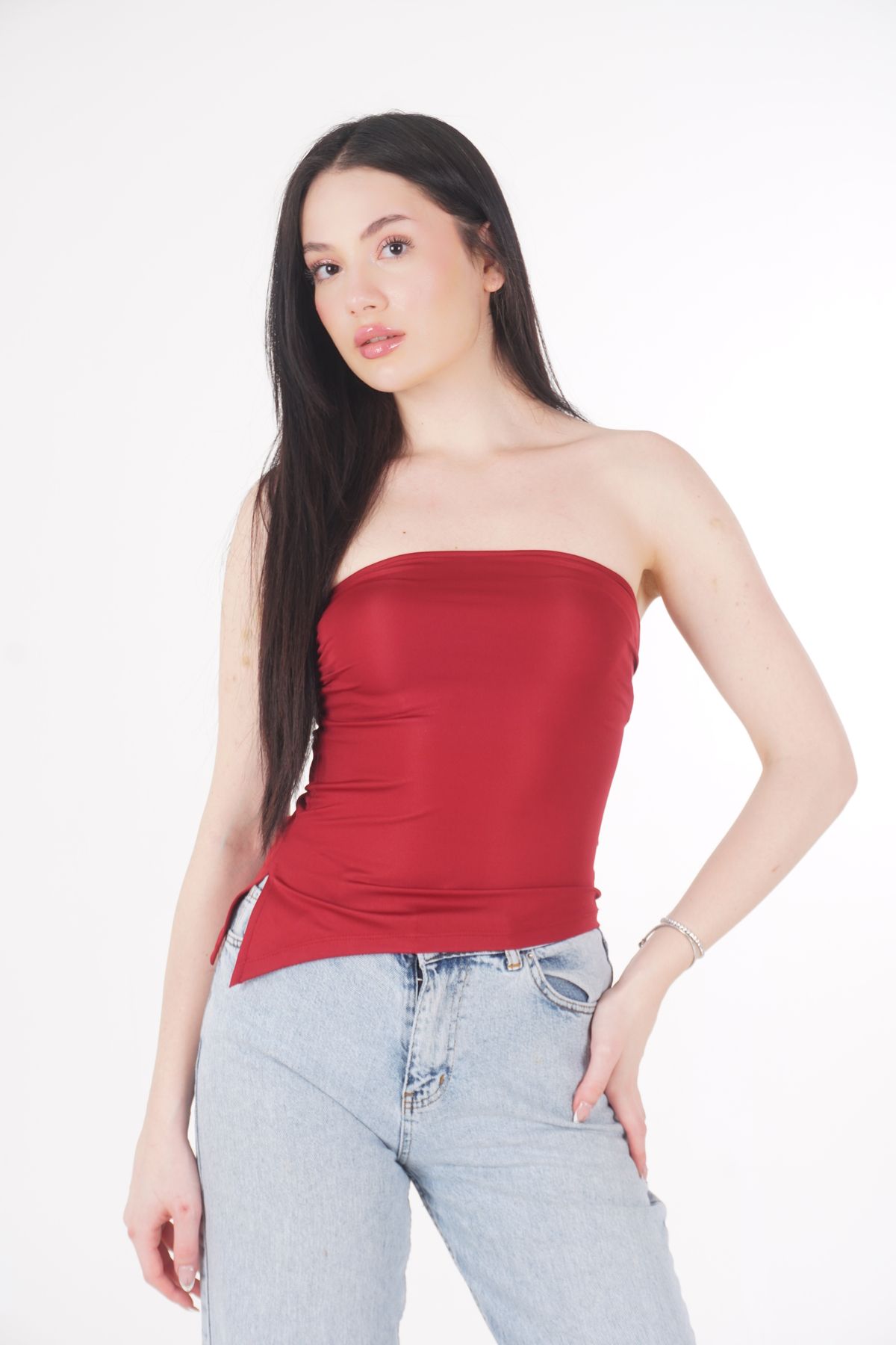 CHAURA Asimetrik Yırtmaçlı Crop Bluz