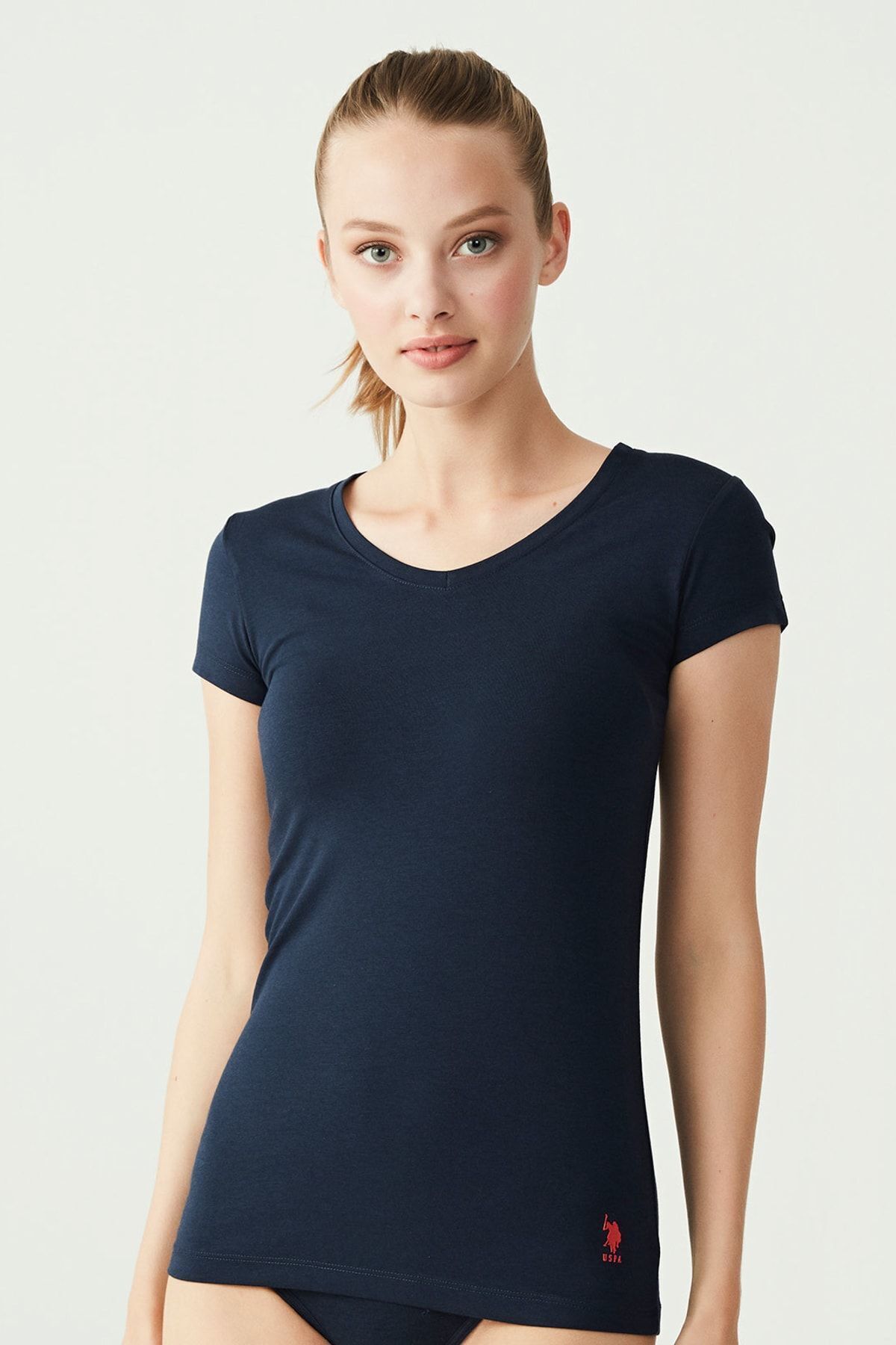 U.S. Polo Assn. Kısa Kollu V Yaka Kadın T-Shirt
