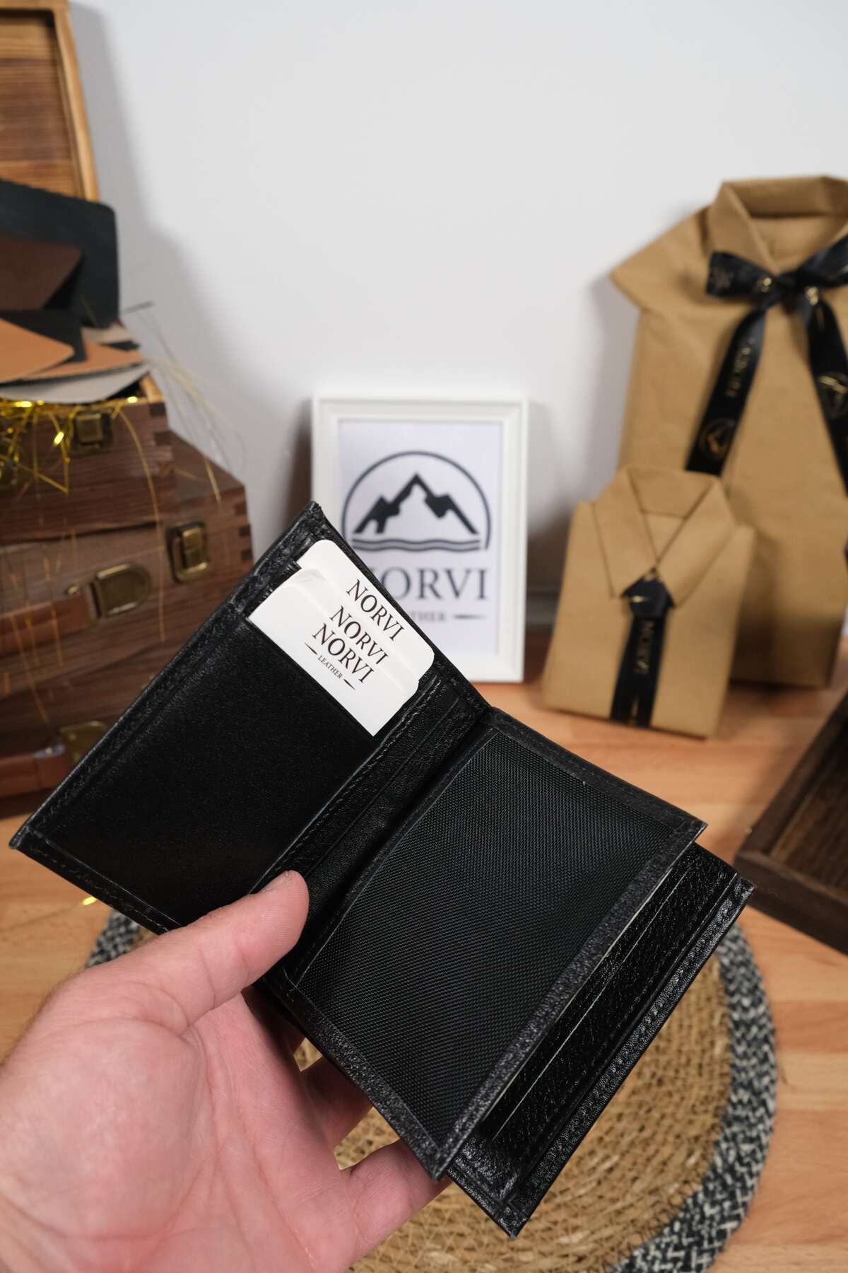 کیف پول مردانه و زنانه چرمی واقعی با چشمان سکه سیاه Norvi Leather