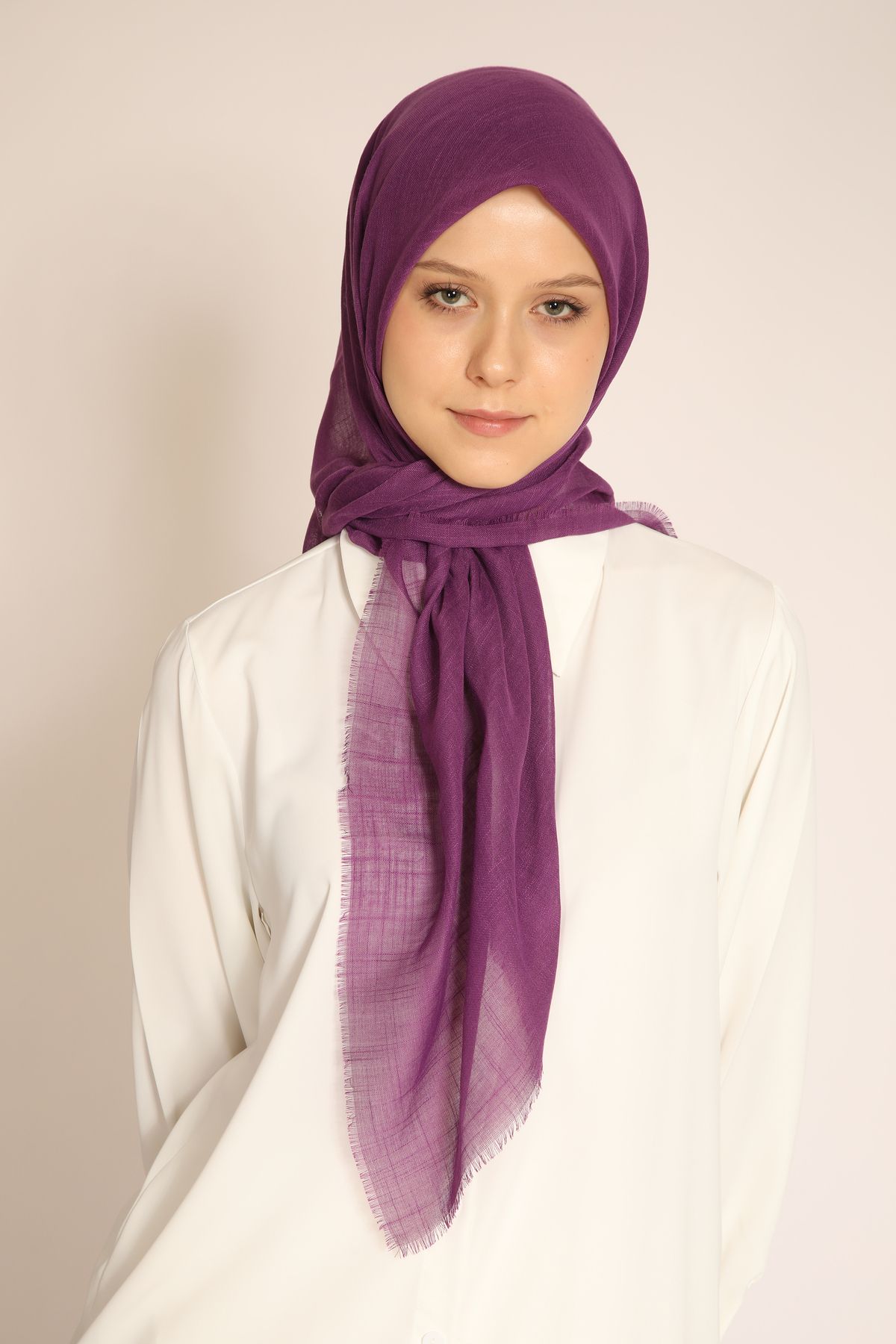 BERCHEM SCARF Flamlı Pamuklu Düz Renk Soft Eşarp – Terletmeyen, Kaymaz, Mevsimlik Rahat Kullanım