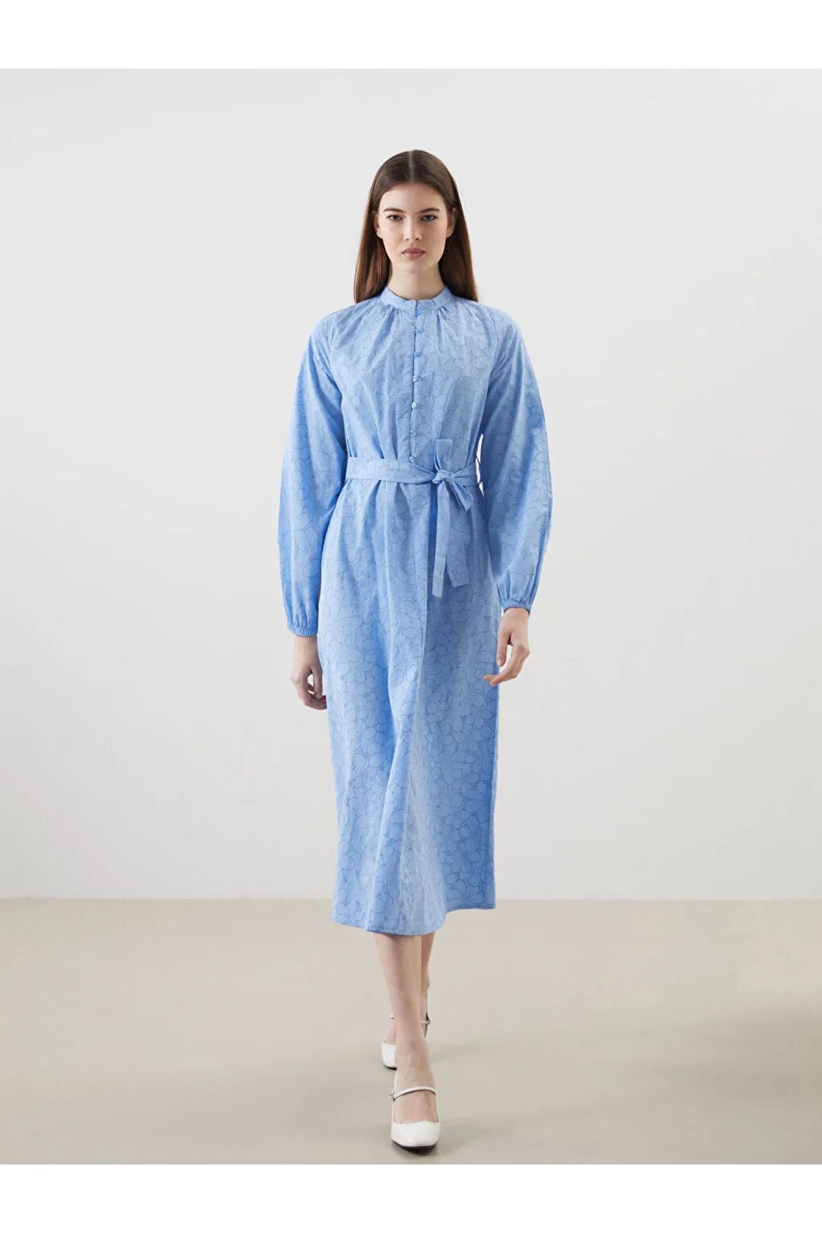 LC Waikiki LCW Modest Mavi Hakim Yaka Çiçekli Poplin Kadın Elbise