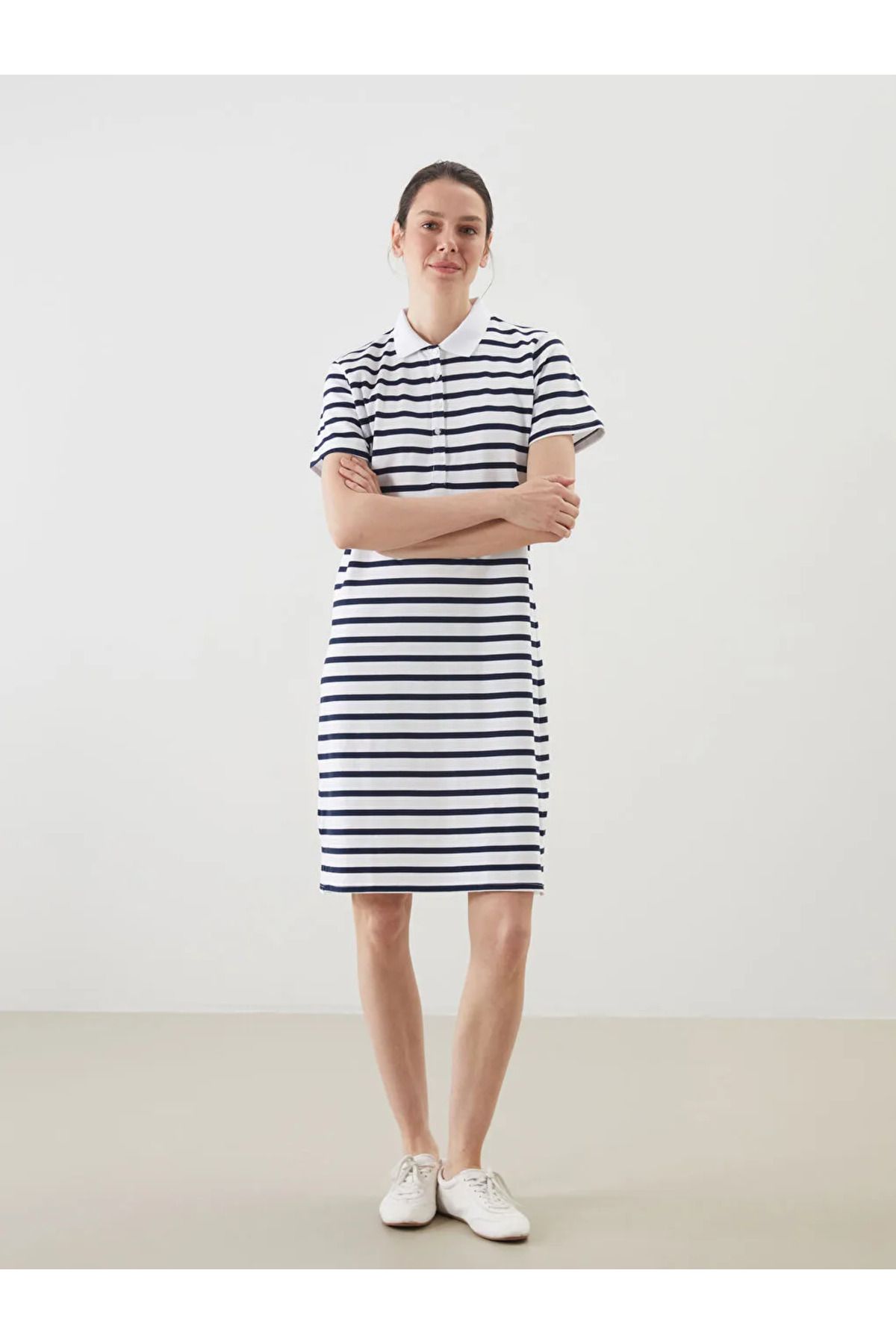 LC Waikiki LCWAIKIKI Classic Lacivert Polo Yaka Çizgili A Kesim Elbise