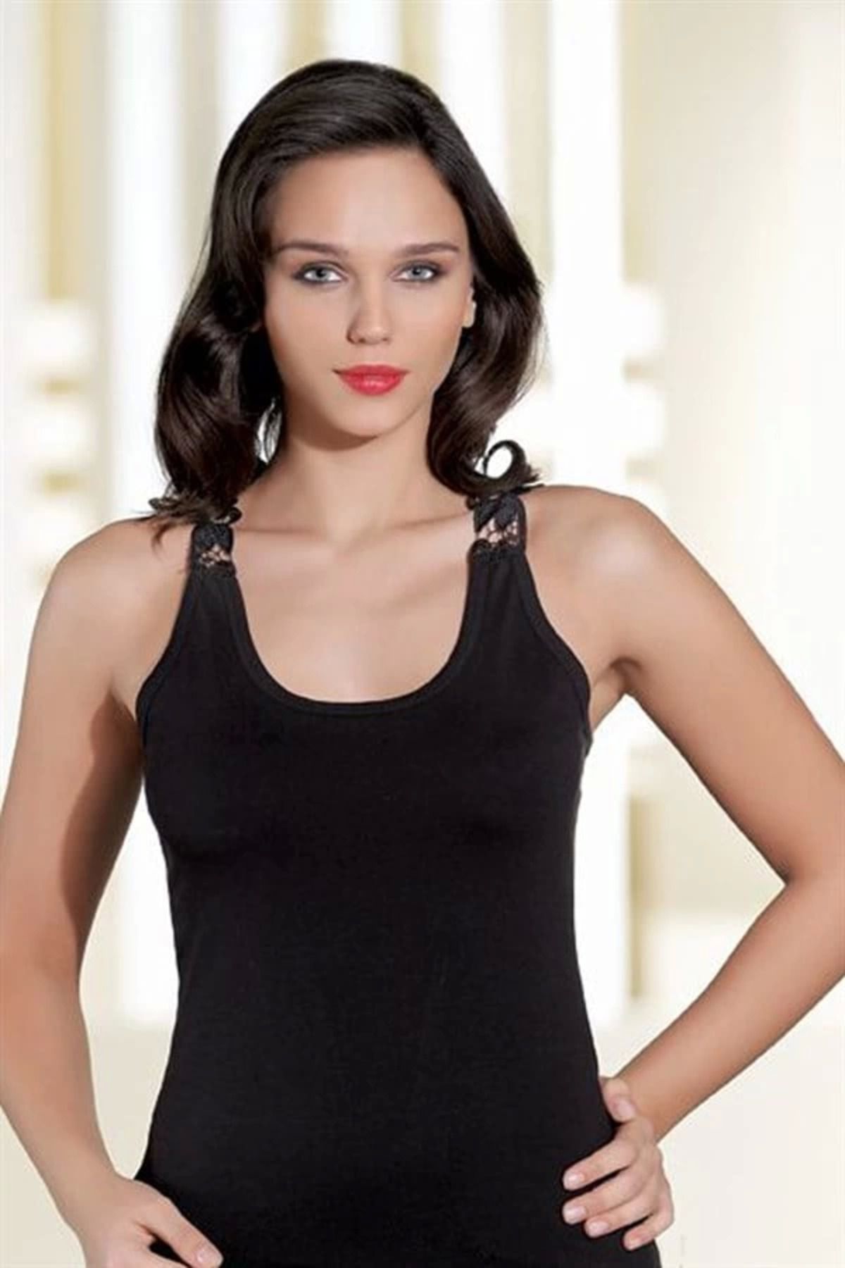 Moda Şahsenem Şahinler Arkası Güpürlü Atlet B368