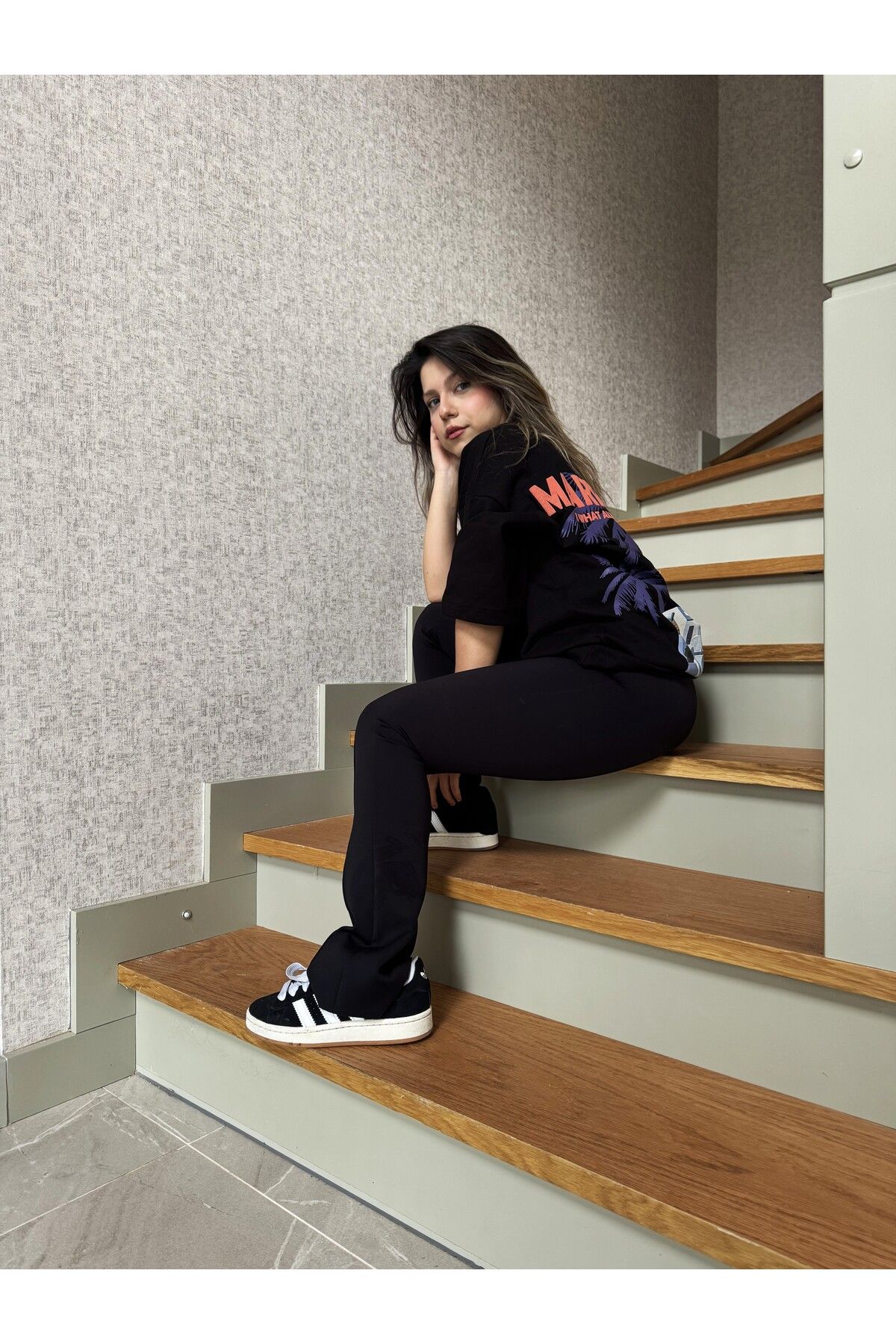 byserayakyol Unisex Oversize Kesim Kabartma Baskı Tshirt