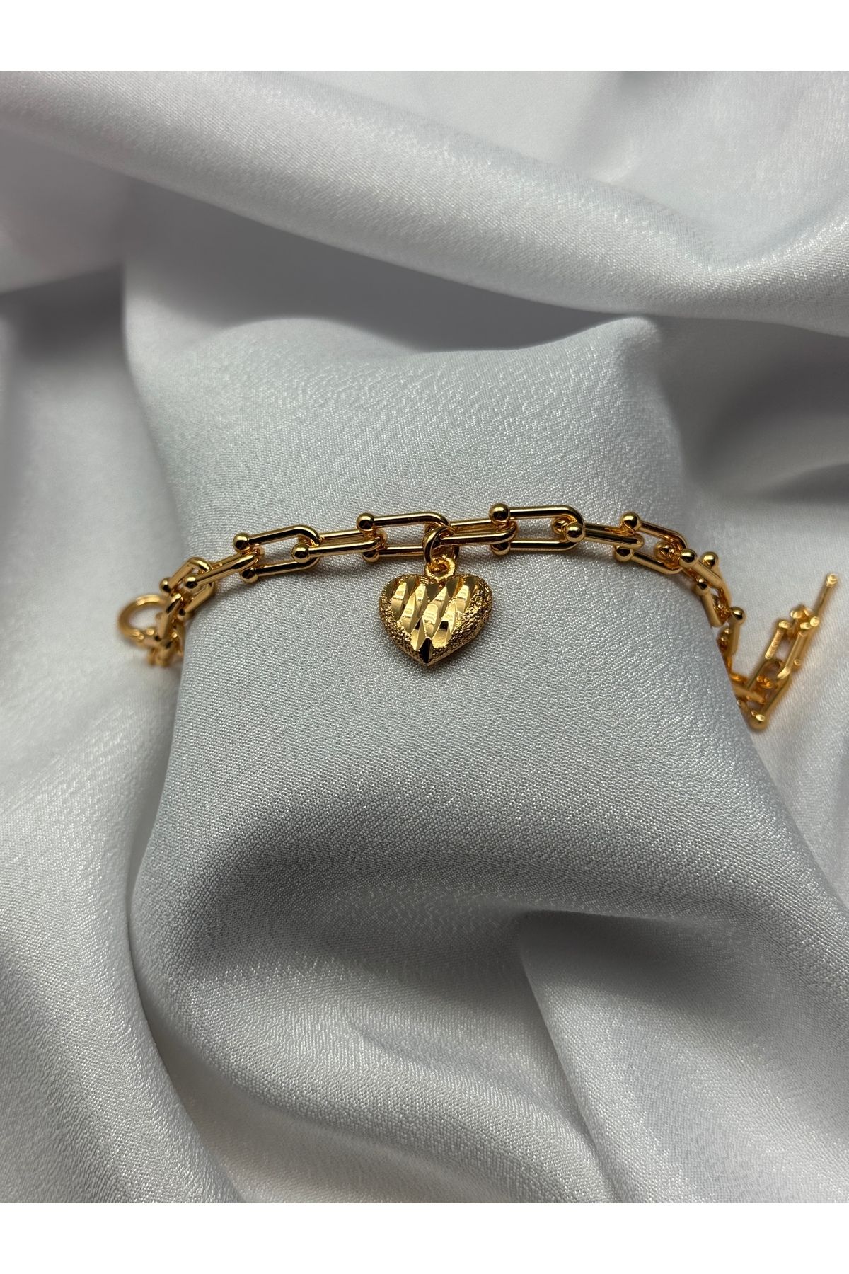 HADRA ACCESSORİES 22K Rengi Sarı Altın Kaplam Kalp Figürlü Bileklik