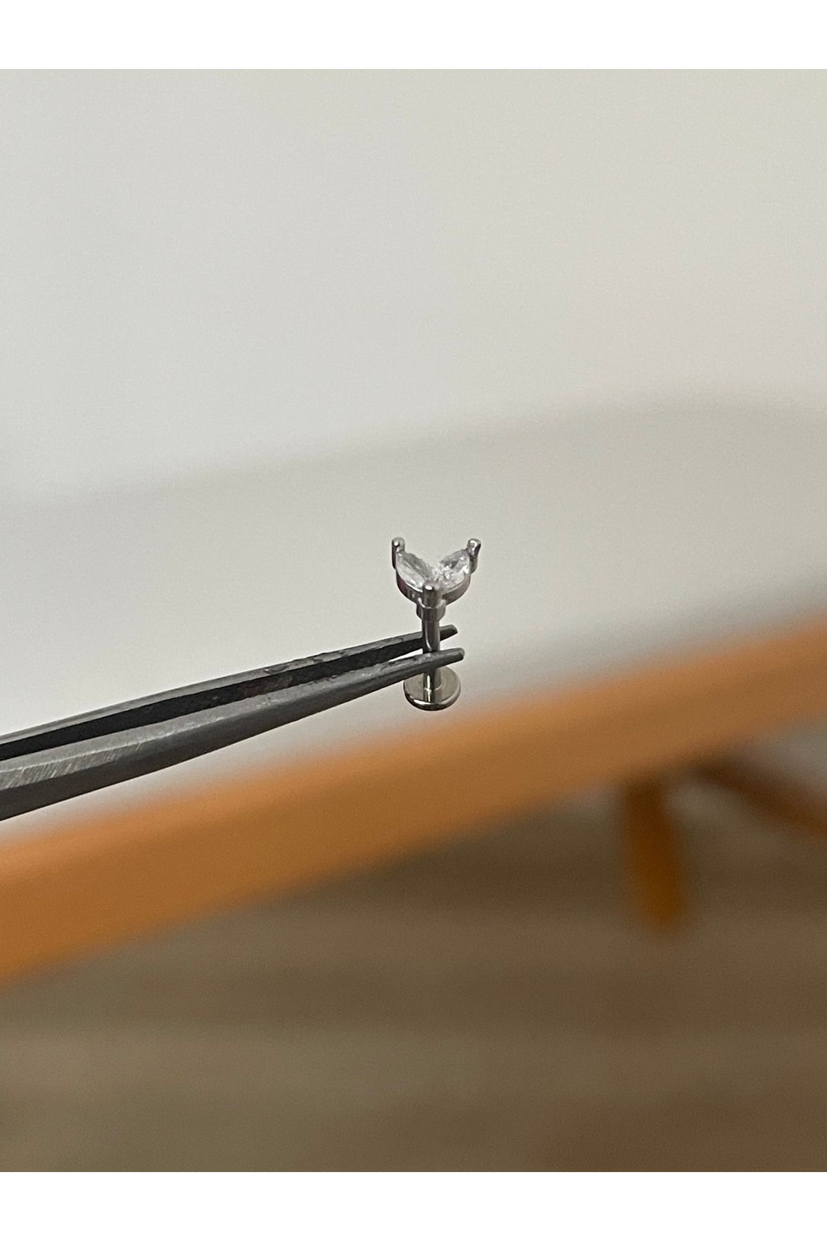 Rupen Kraft 316 L Cerrahi Çelik Dudak Kıkırdak Helix Tragus Piercingi Baget Zirkon Taş Detaylı Piercing