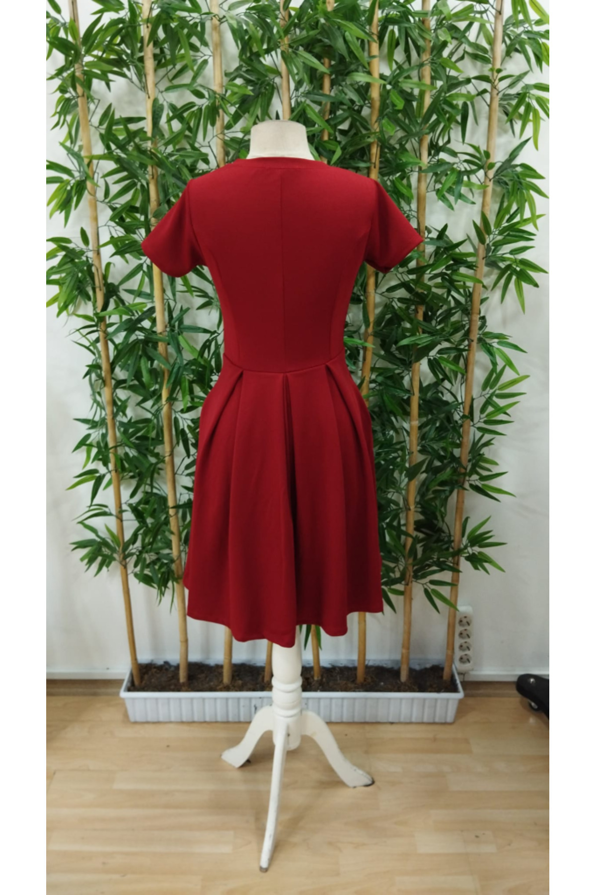 Simala-Women's Short Sleeve Crew Neck Front Pleat Detailed Janjan Crepe Dress 7