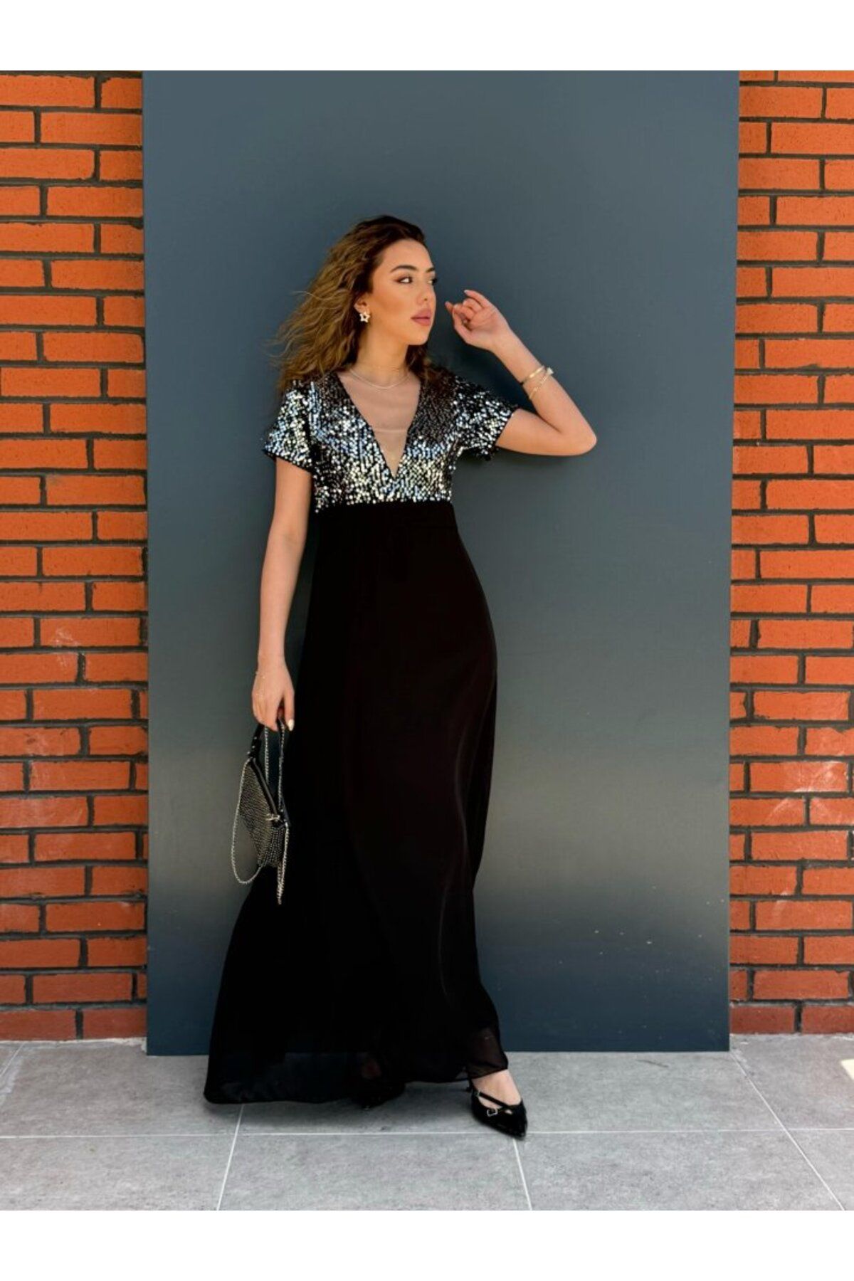 fh fashionhere Kadın Kısa Kollu Derin V Yakalı A Kesim Pulpayet Detaylı şifon Nedime Elbisesi