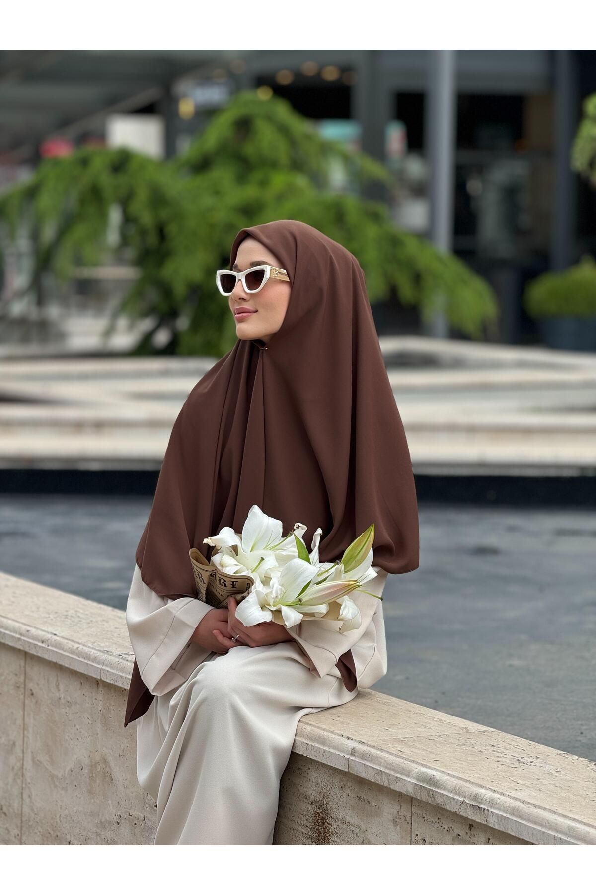 Ahivera Mocha Rengi Medine İpeği Büyük Boy Eşarp 130x130