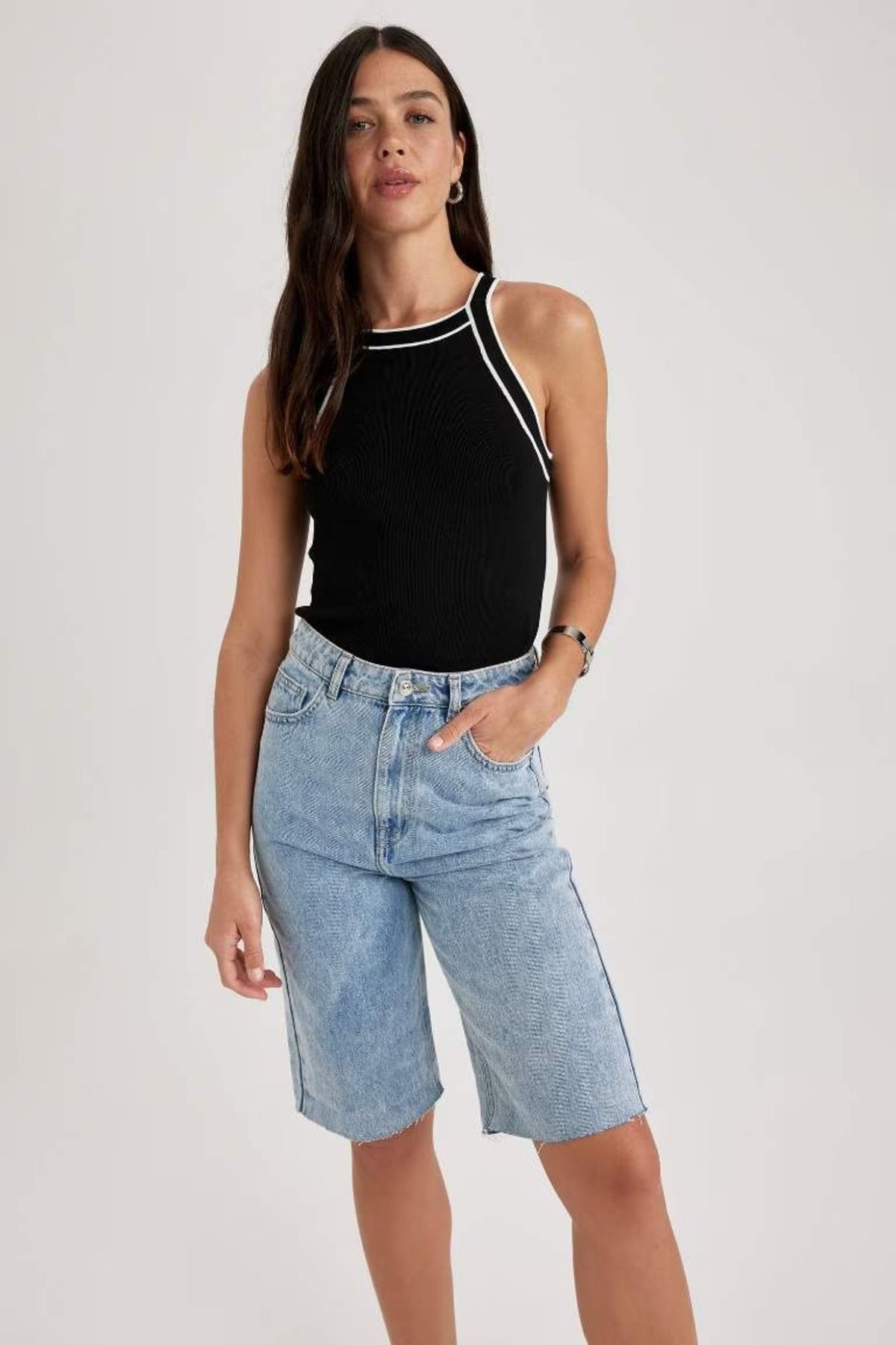 ASEZ BUTİK Asez Butik Halter Yaka Triko Kadın Bluz Siyah