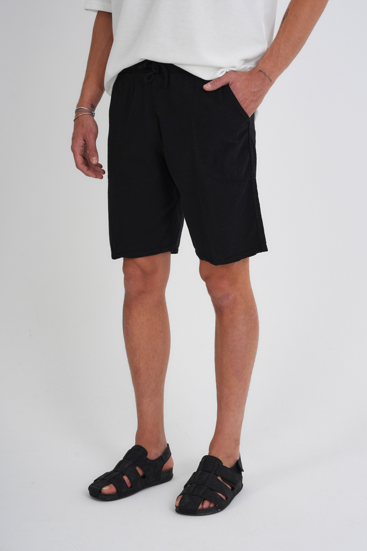 complete the look image