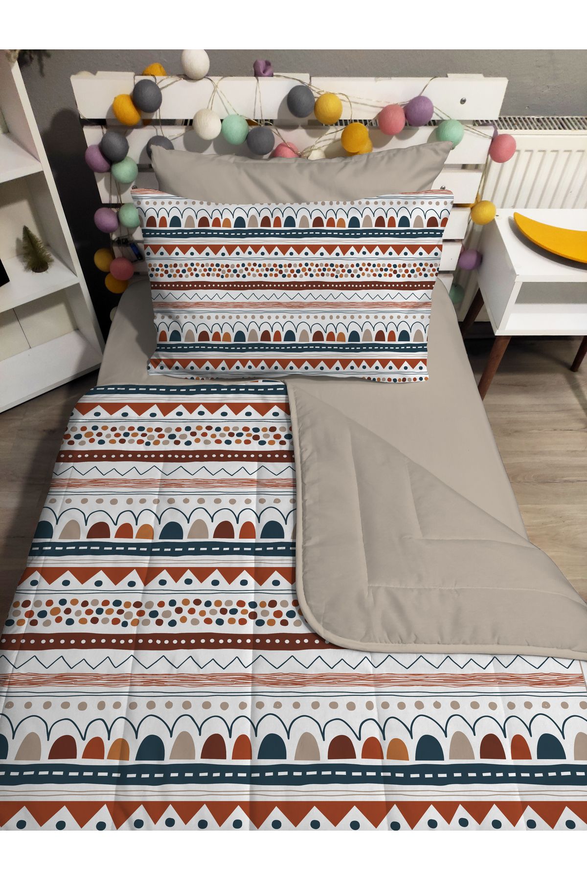 yok yok evim eve dair her şey KAPİTONE silikon elyaf dolgulu GEOMETRİK DESEN 4 PARÇA Tek kişilik yatak örtü lastikli çarşaf takımı