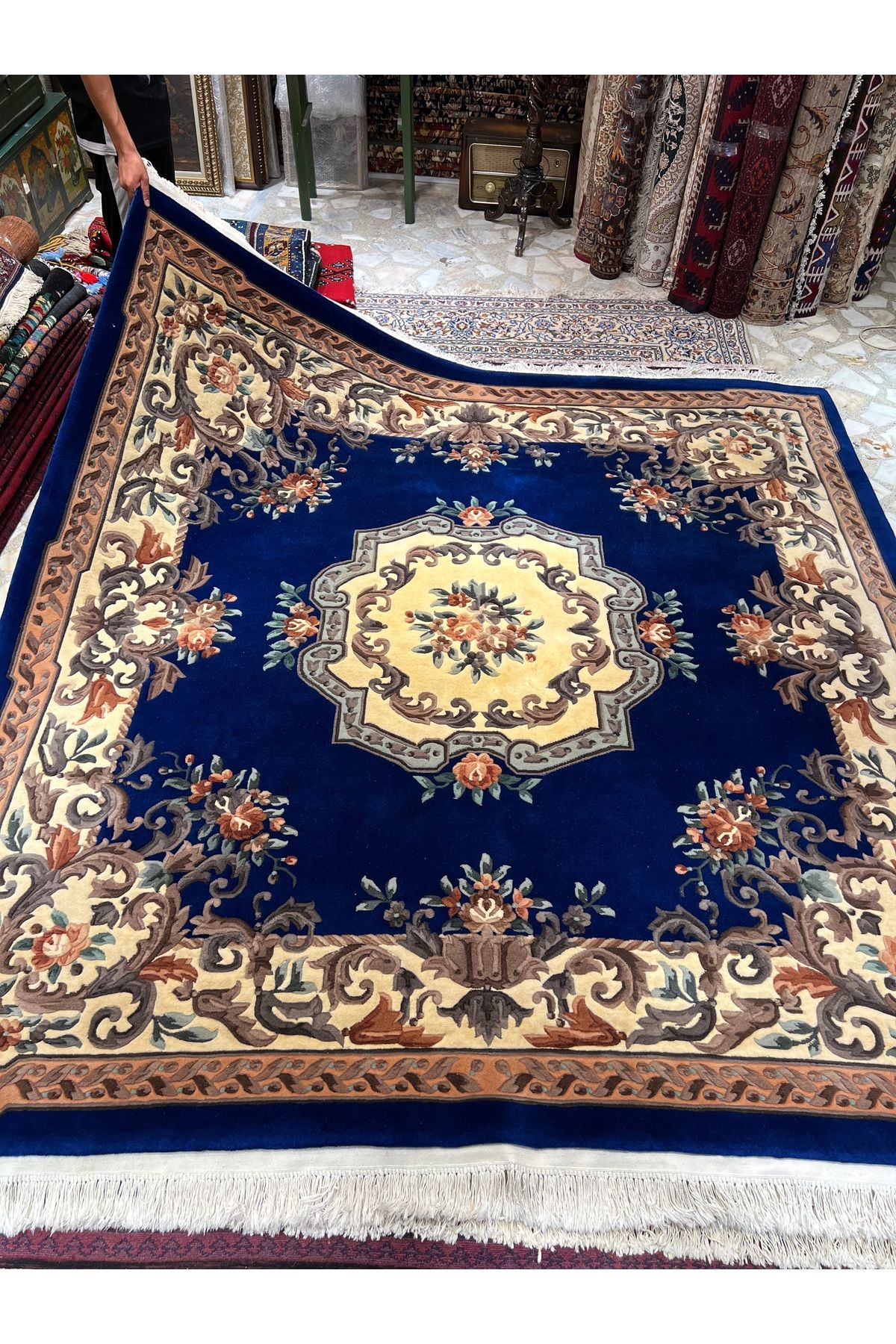 RD RAMAZAN DAĞ EL HALI SANATI El Dokuma Kabartmalı Çin Halısıdır Kare Halı Ebat 250x250