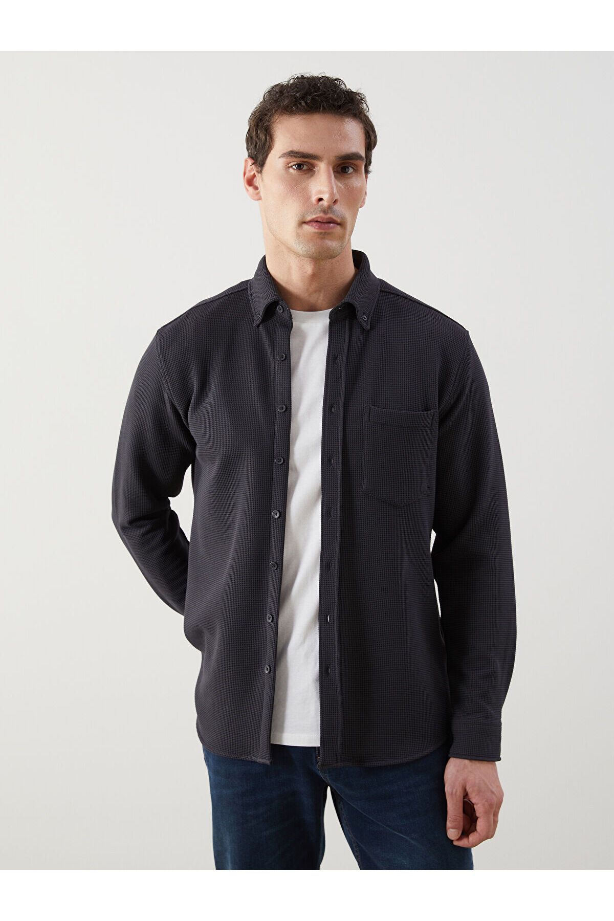 LC Waikiki Regular Fit Uzun Kollu Erkek Gömlek