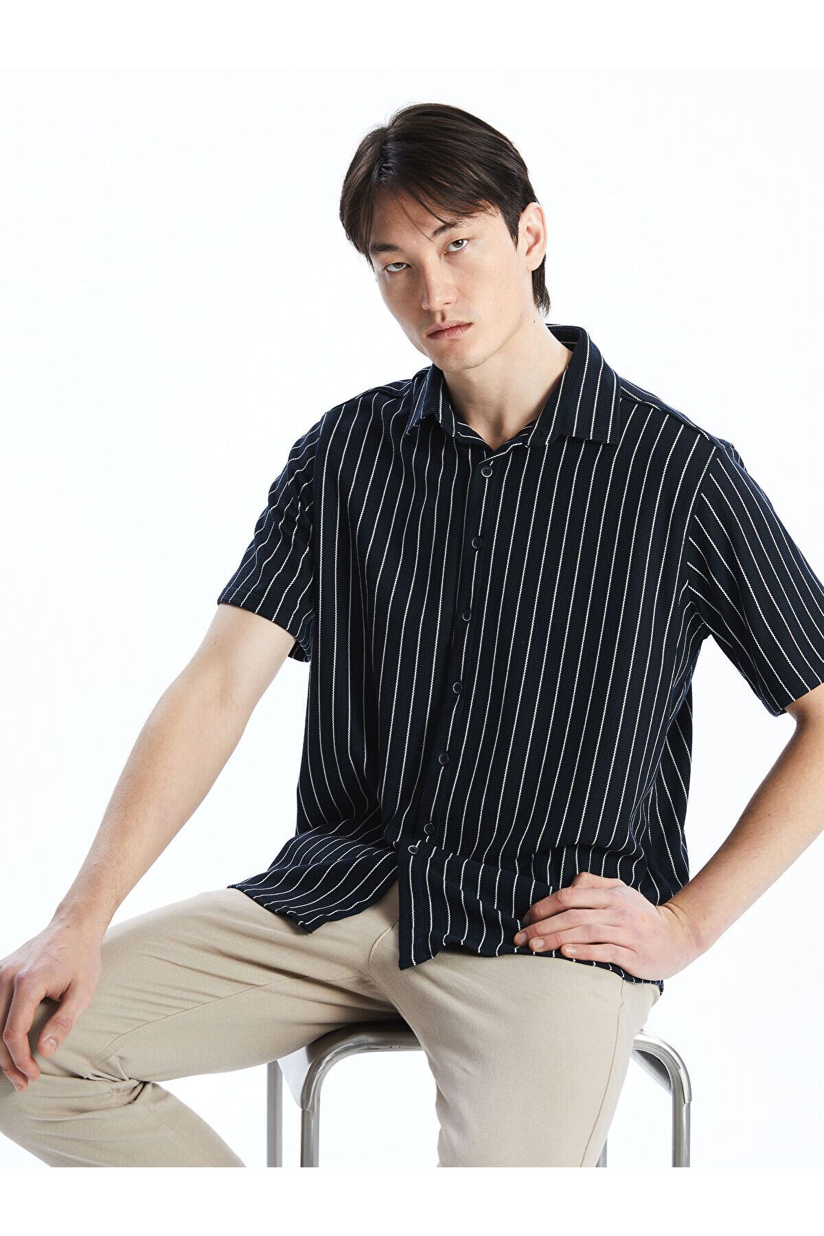 LC Waikiki Regular Fit Kısa Kollu Çizgili Erkek Gömlek