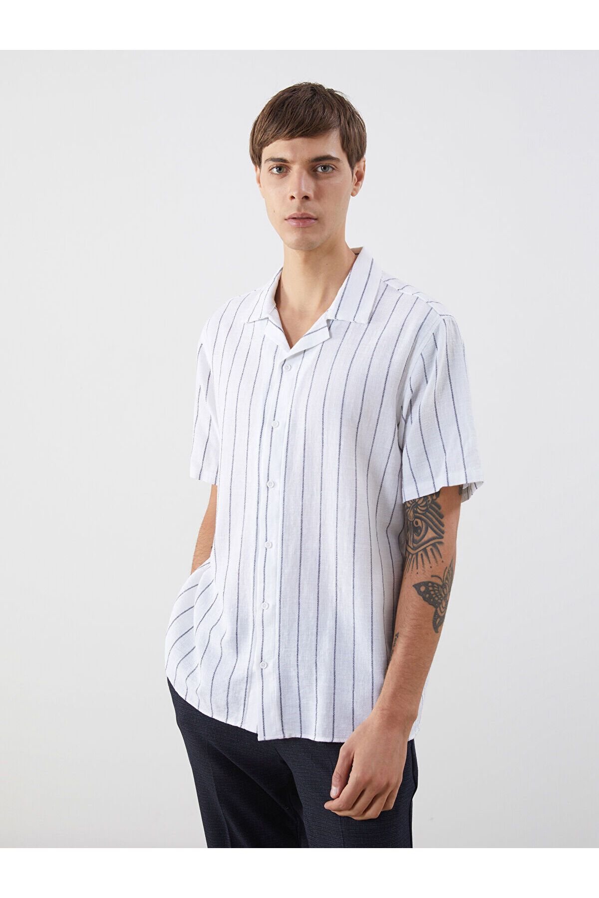 LC Waikiki Regular Fit Kısa Kollu Çizgili Erkek Gömlek