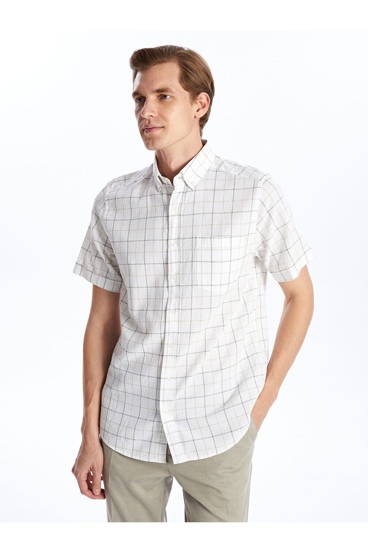LC Waikiki Regular Fit Kısa Kollu Ekose Armürlü Erkek Gömlek