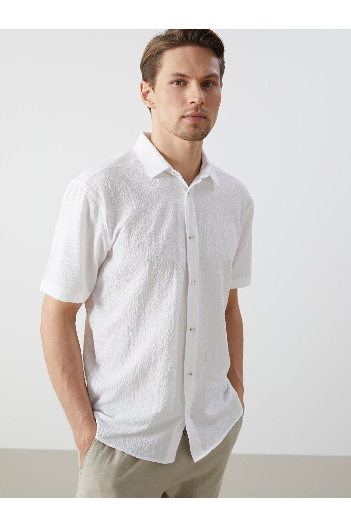 LC Waikiki Regular Fit Kısa Kollu Erkek Gömlek