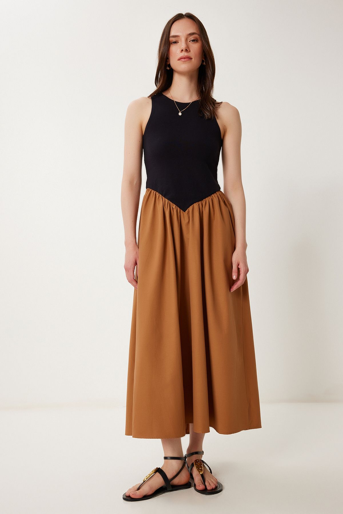 Lovelyİstanbul Örme Üstlü Poplin Etekli Yazlık Elbise SİYAH CAMEL LUS0140