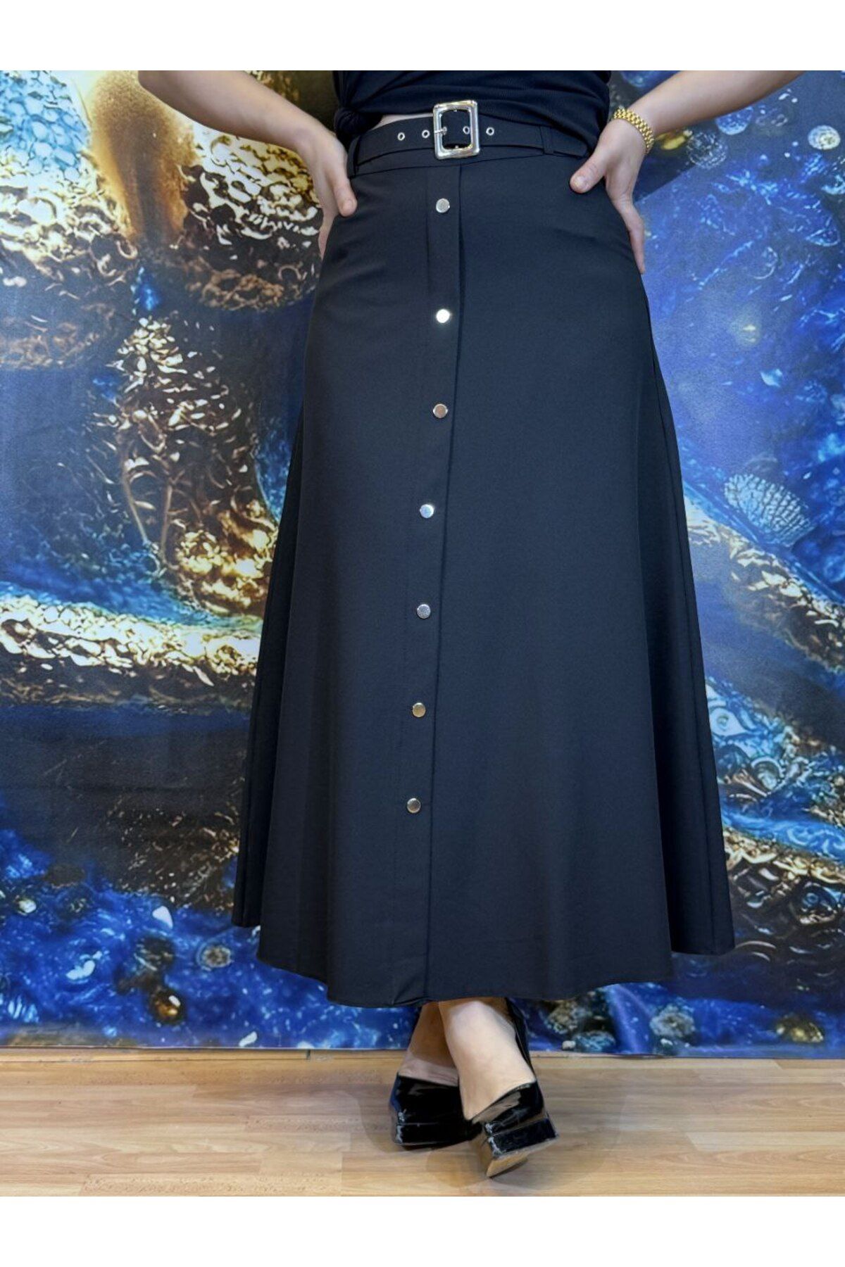 Yeşilmoda Etek, Tesettür ve günlük, Kemerli, düğmeli, Yüksek kaliteli, krep kumaş, Siyah,astarlı