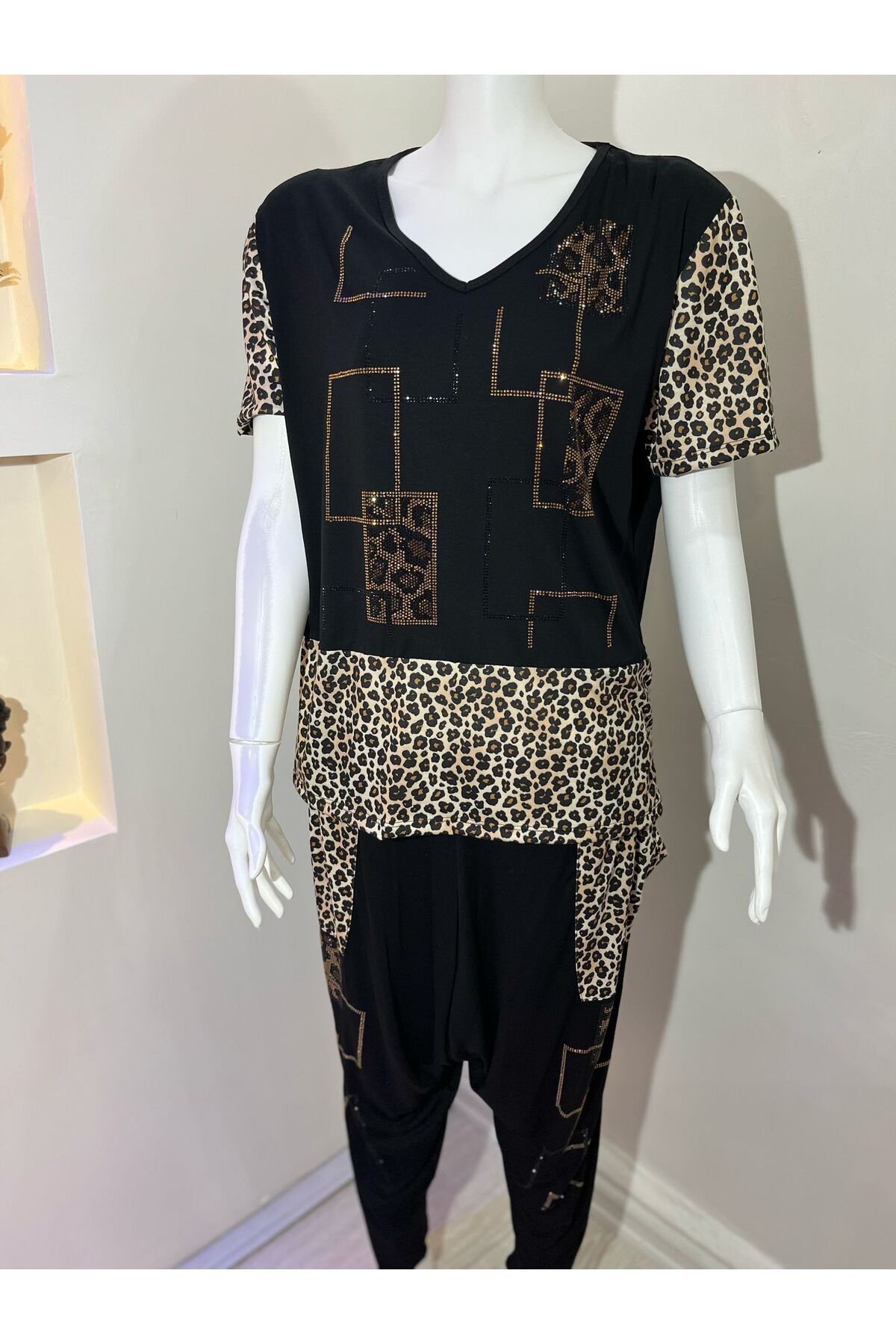 SECOMBUTİK Leopar Taş Detaylı Şalvar TAKIMI