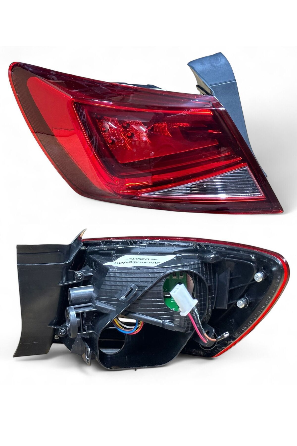 PARCAWORLD STOP LAMBASI LEDLİ DIŞ SOL SEAT LEON 2013-2017