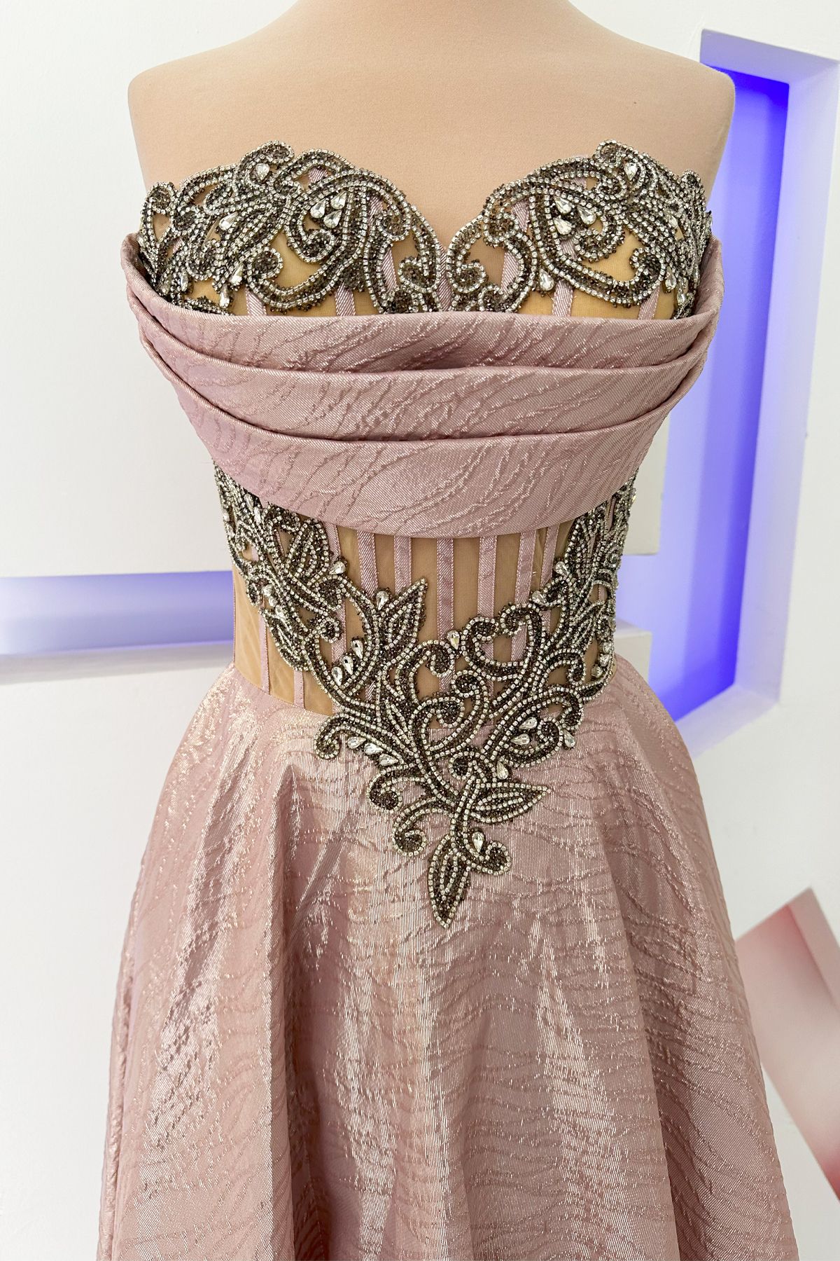 HalilModa Straplez Yaka , Taş İşlemeli , Pembe Abiye Elbise