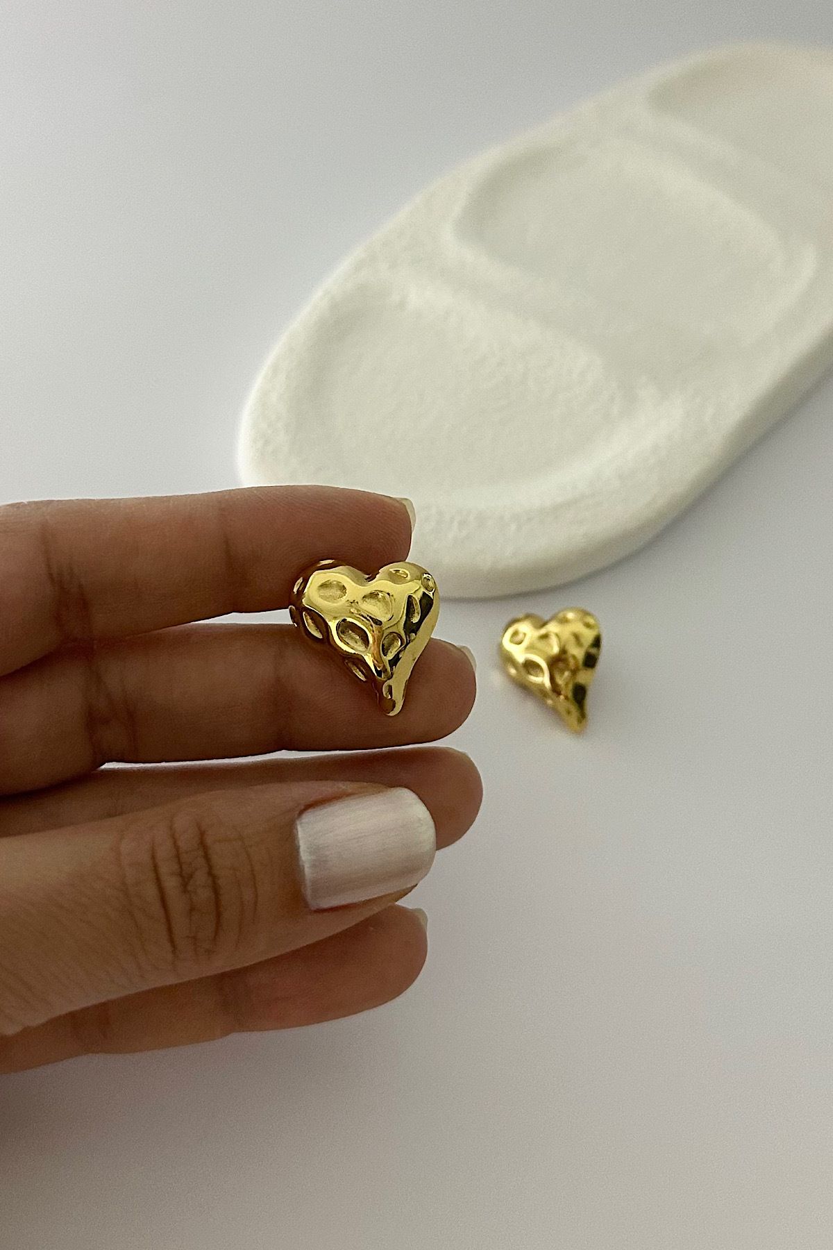 DELEIZA ACCESSORY Çelik Gold Dokulu Kalp Küpe