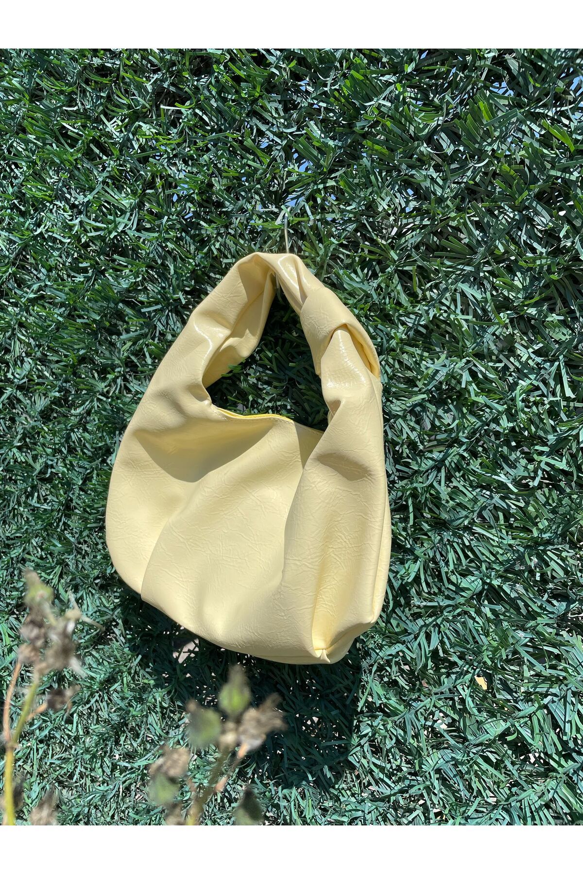 MossyBag MORGANA yarım ay şeklinde çanta