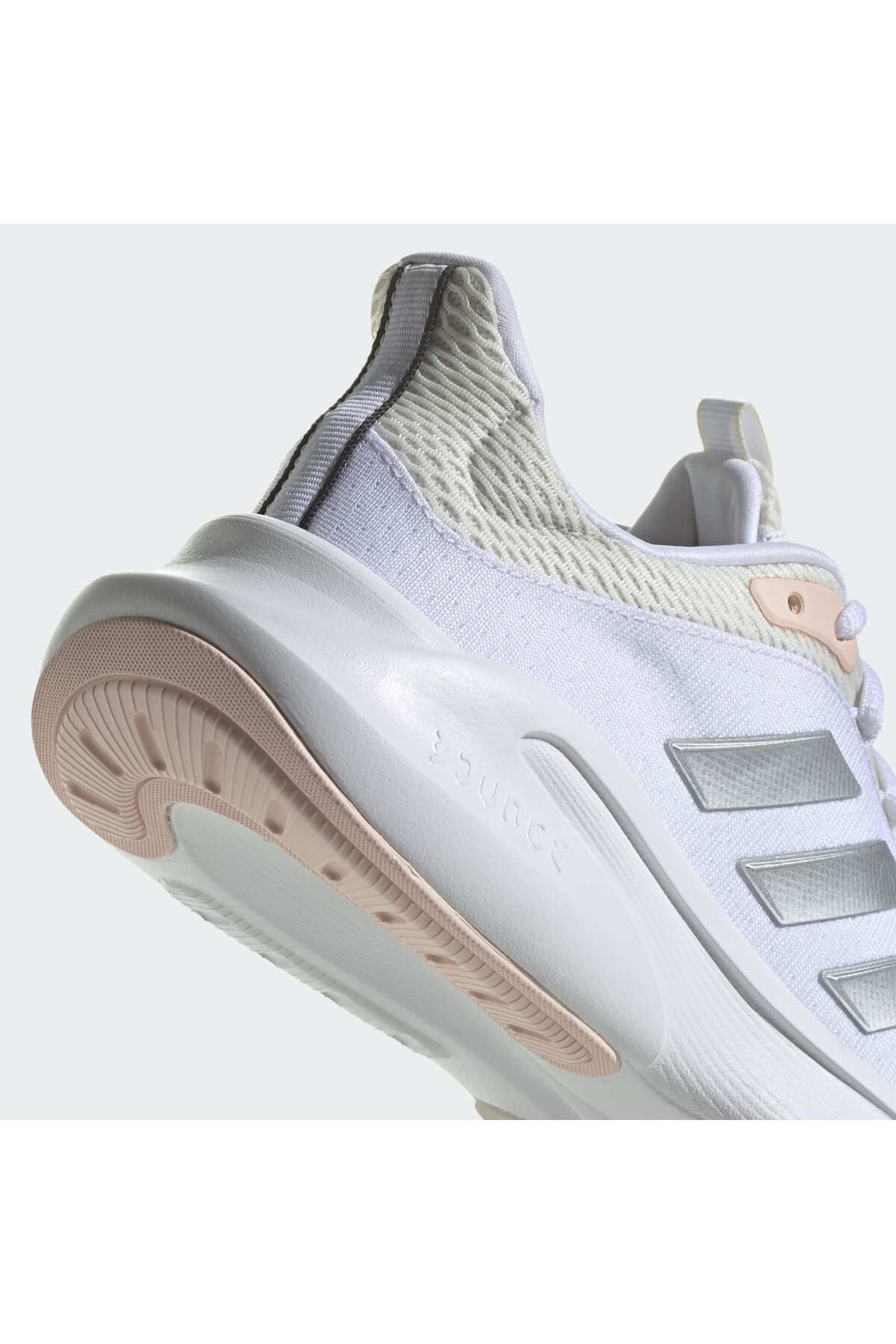اسنیکر سفید زنانه Alphaedge را رانینگ کنید کفش ورزشی adidas