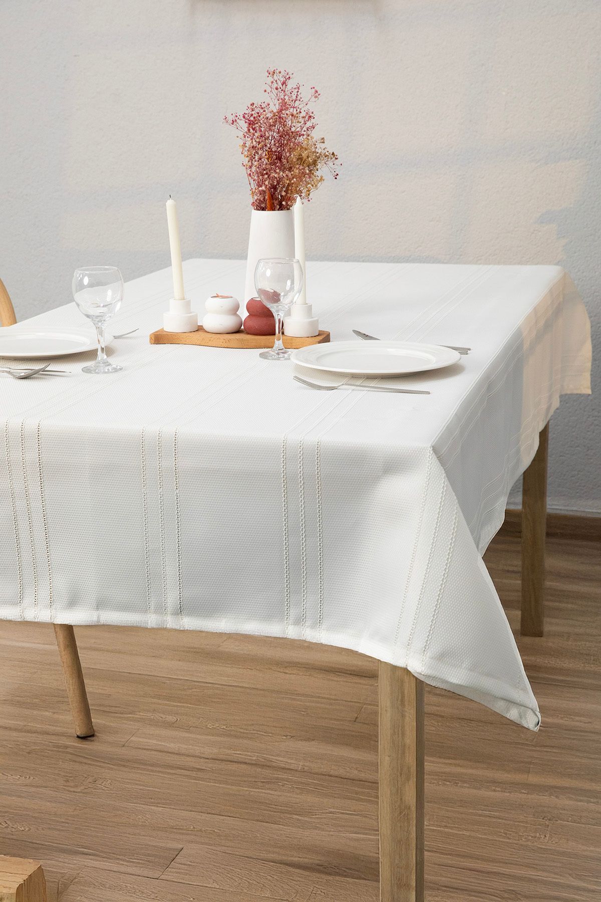 Guloglu Home Leke Tutmaz Masa Örtüsü 160x220