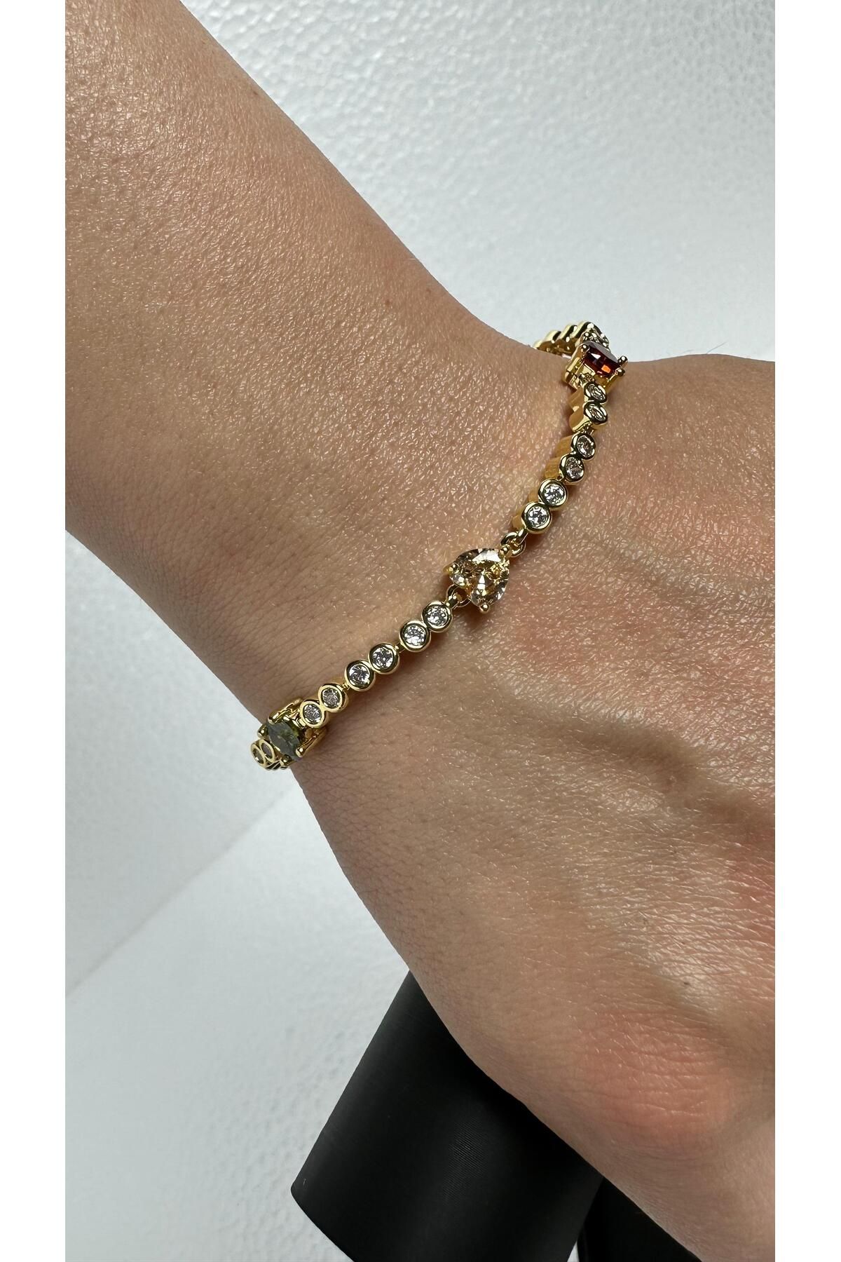 Butik Çelik Zirkon Taşlı Bileklik