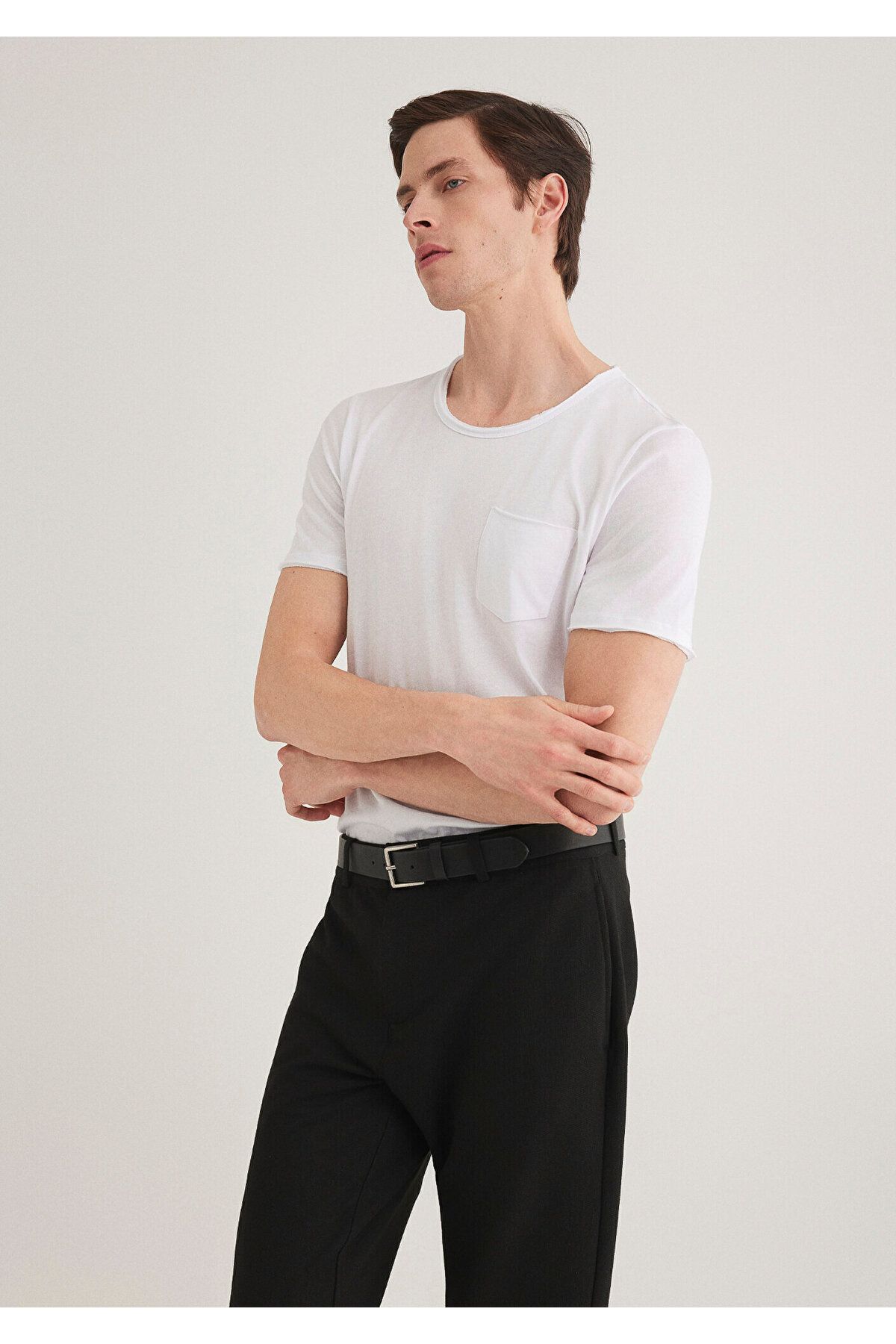 Mavi-Tricou alb cu buzunar cusut detaliat 062772 -20843 2