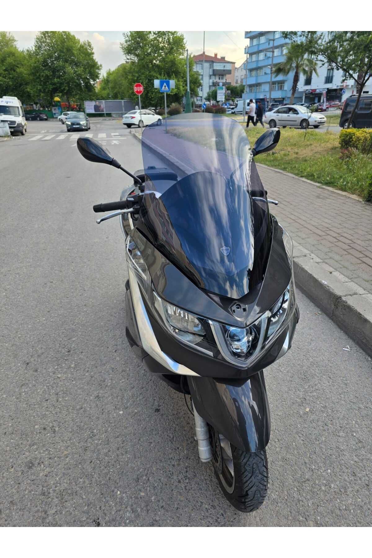 Piaggio X10 Siperlik Ön Cam 2011-2017 Model 73cm Füme Renkli 4mm