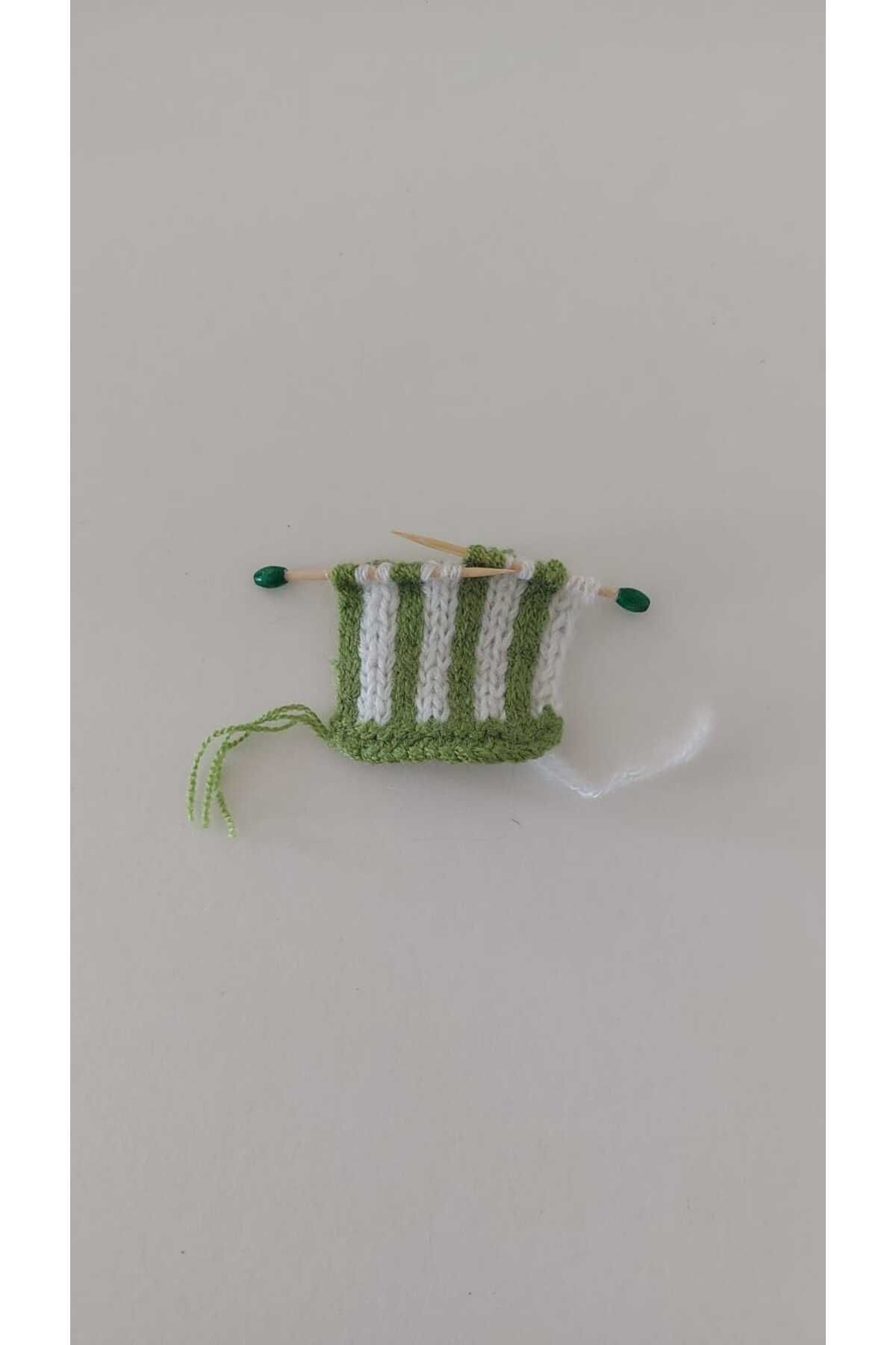 GiftlandCollection GiftLand Yeşil ve Beyaz El Örgüsü Minyatür Magnet