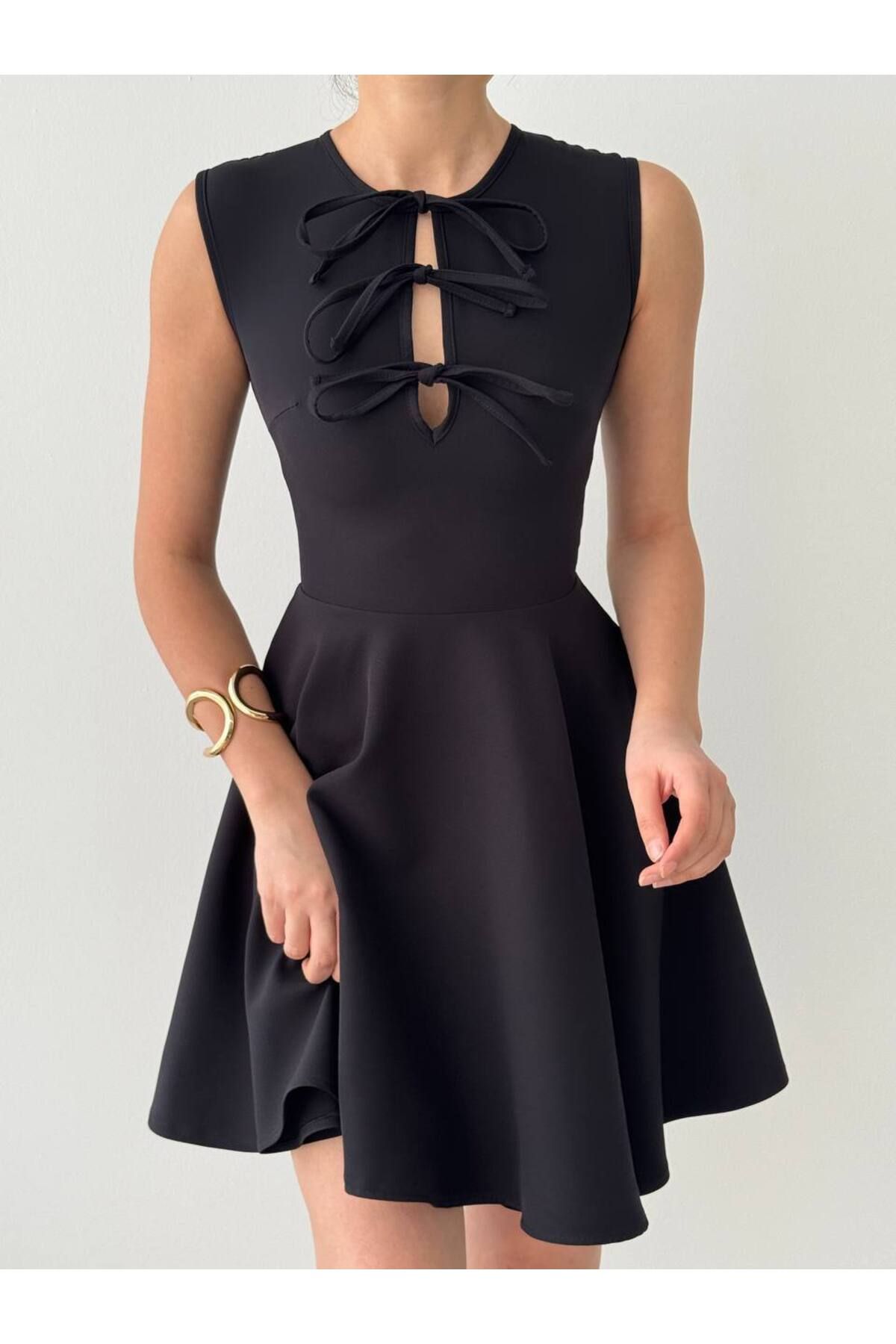 ALFUDO Moda Collection Göğsü Bağcıklı Muadil Kloş Elbise
