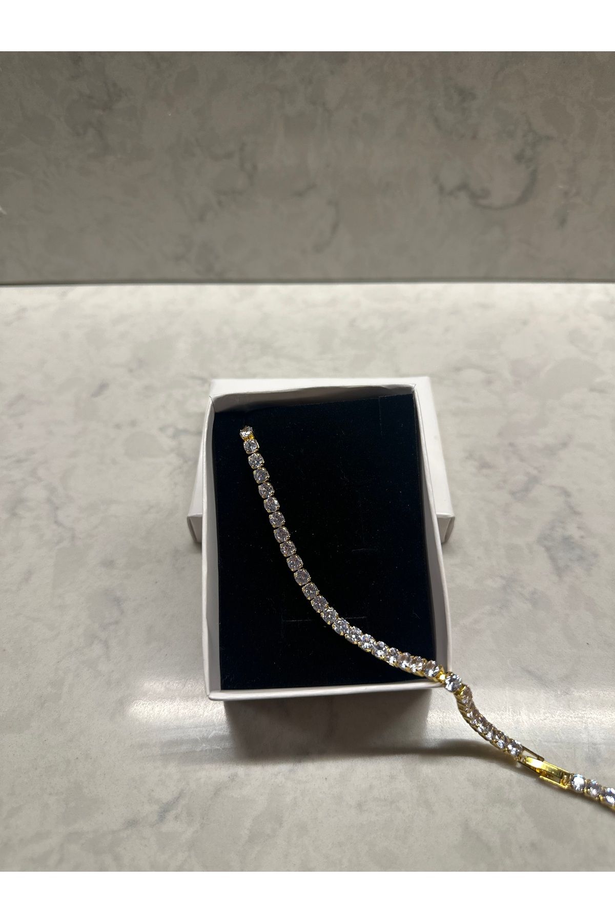 Shop west Taş detaylı Gold Bileklik