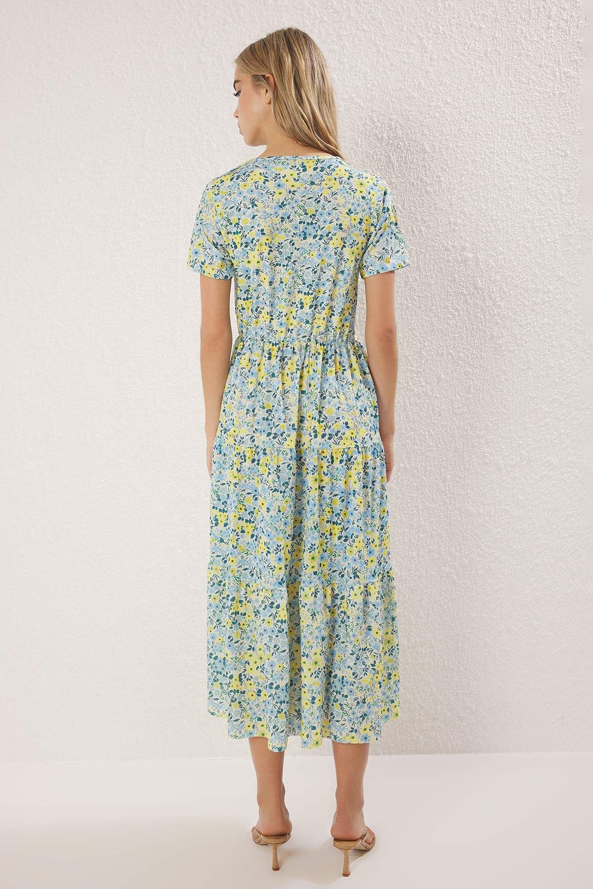 Trendyol Collection-Žluté dvouřadé elastické šaty s květinovým potiskem/Midi pletené šaty s výstřihem do pasu TWOSS24EL00417 4